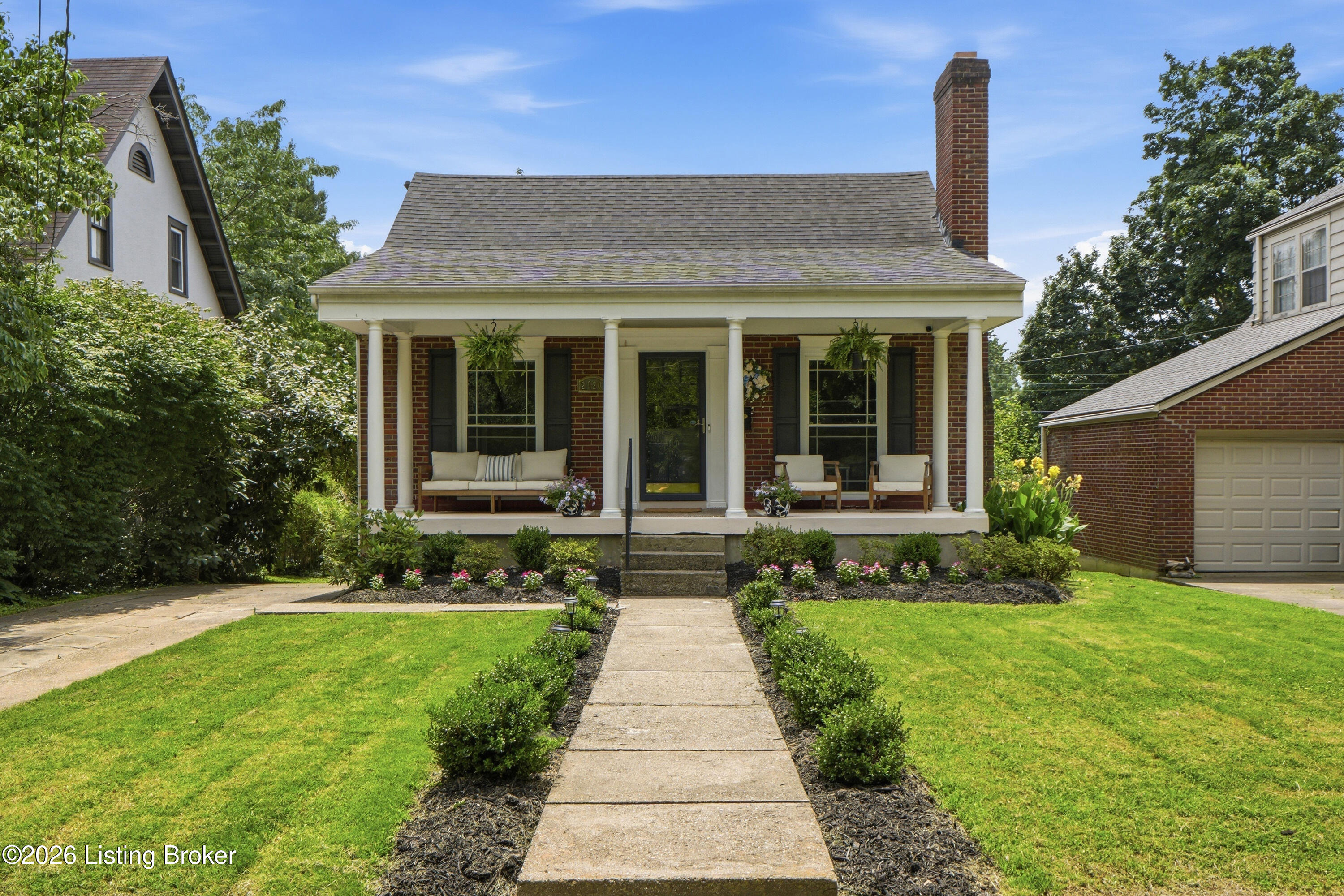 2020 Emerson Ave