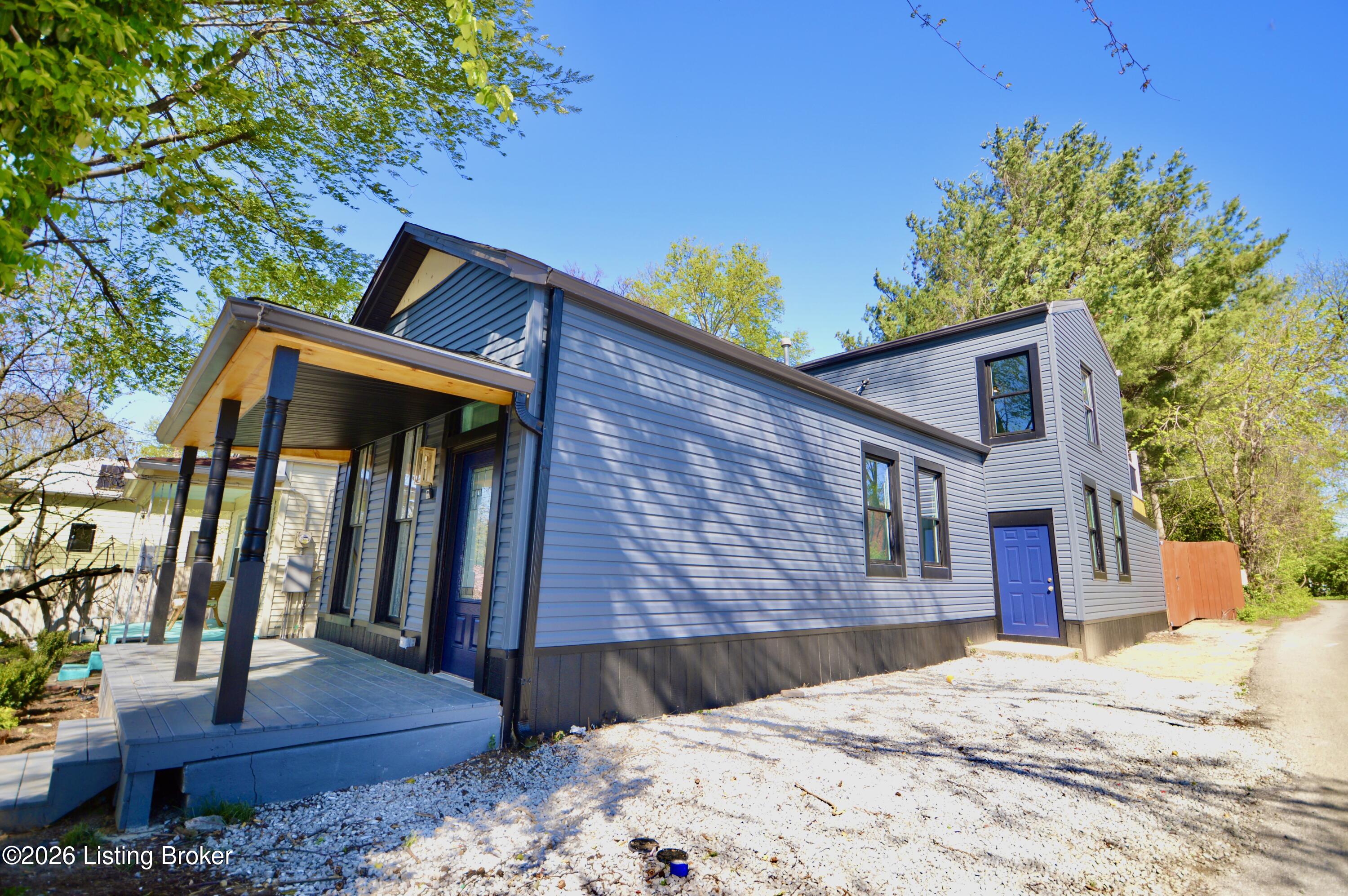 101 N Jane St Property Photo 3