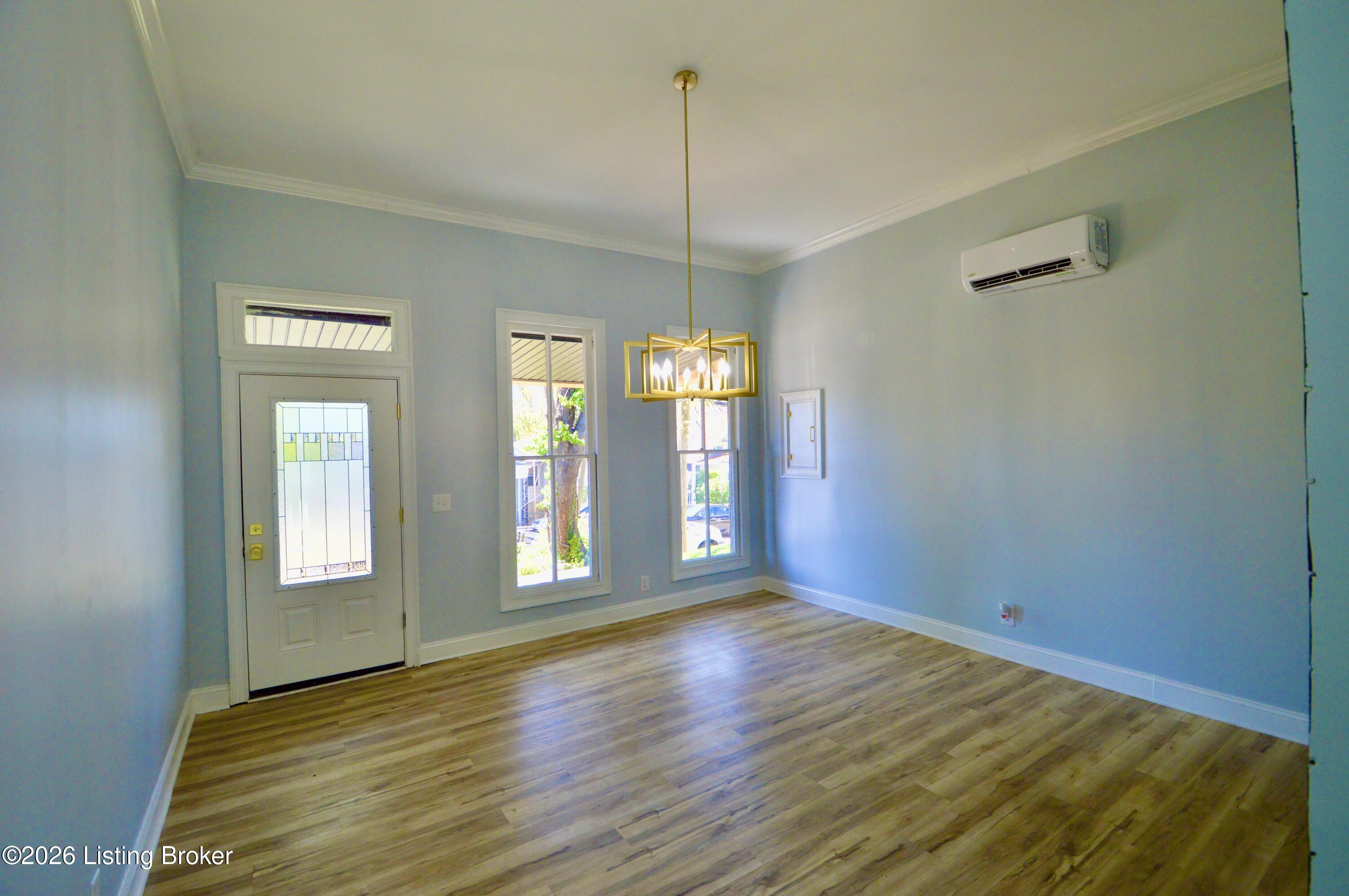 101 N Jane St Property Photo 7