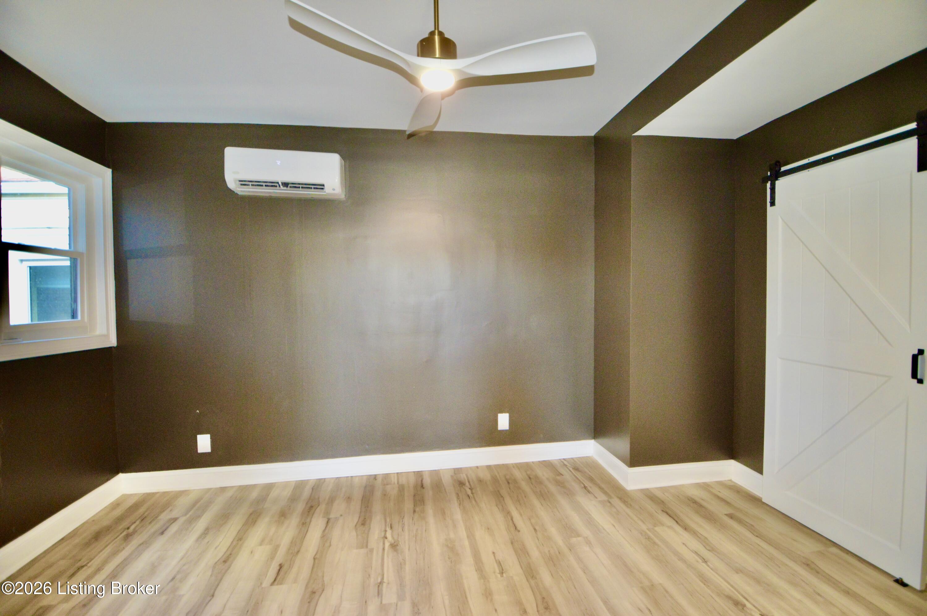 101 N Jane St Property Photo 15