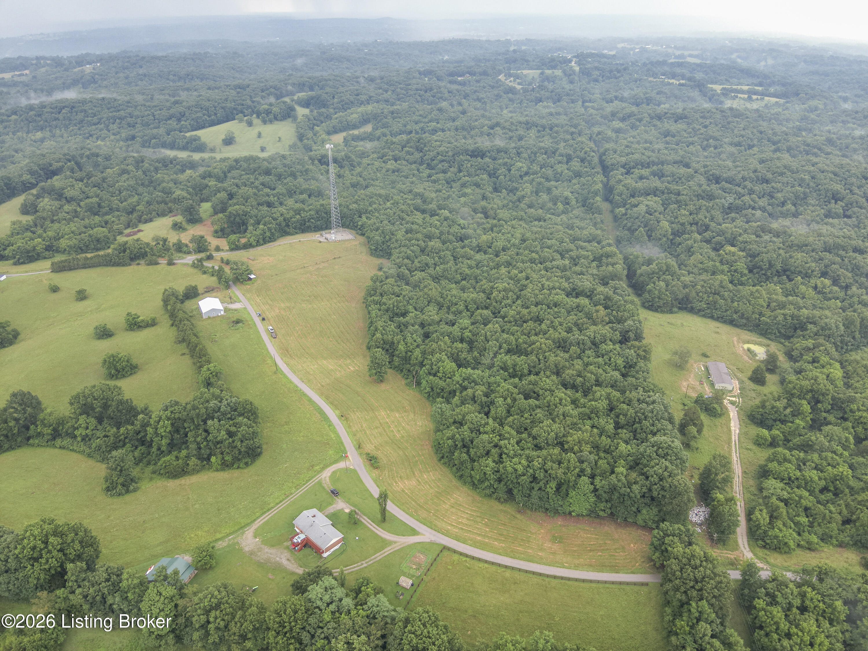 990 Beechridge Rd Property Photo 11