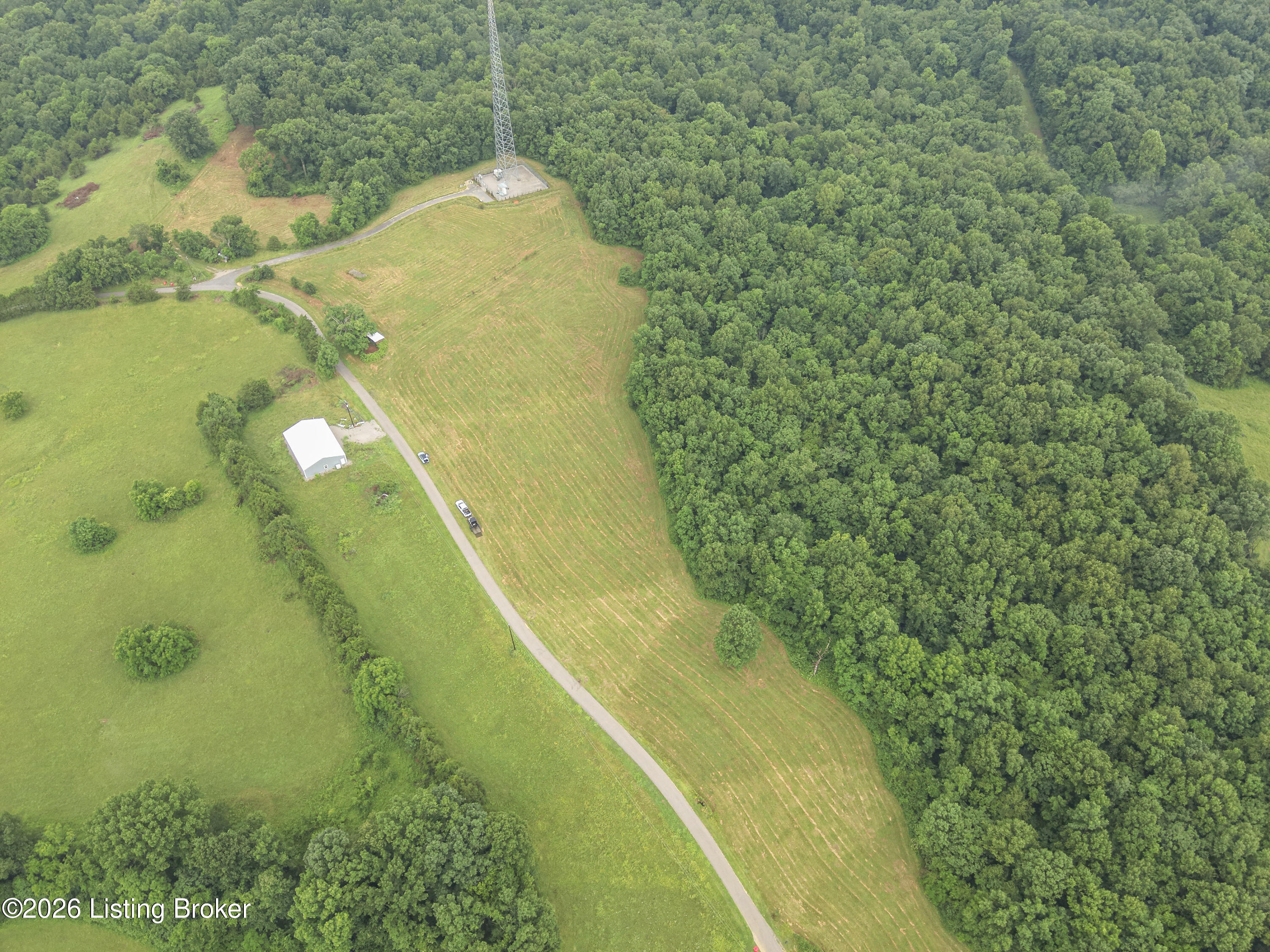 990 Beechridge Rd Property Photo 14
