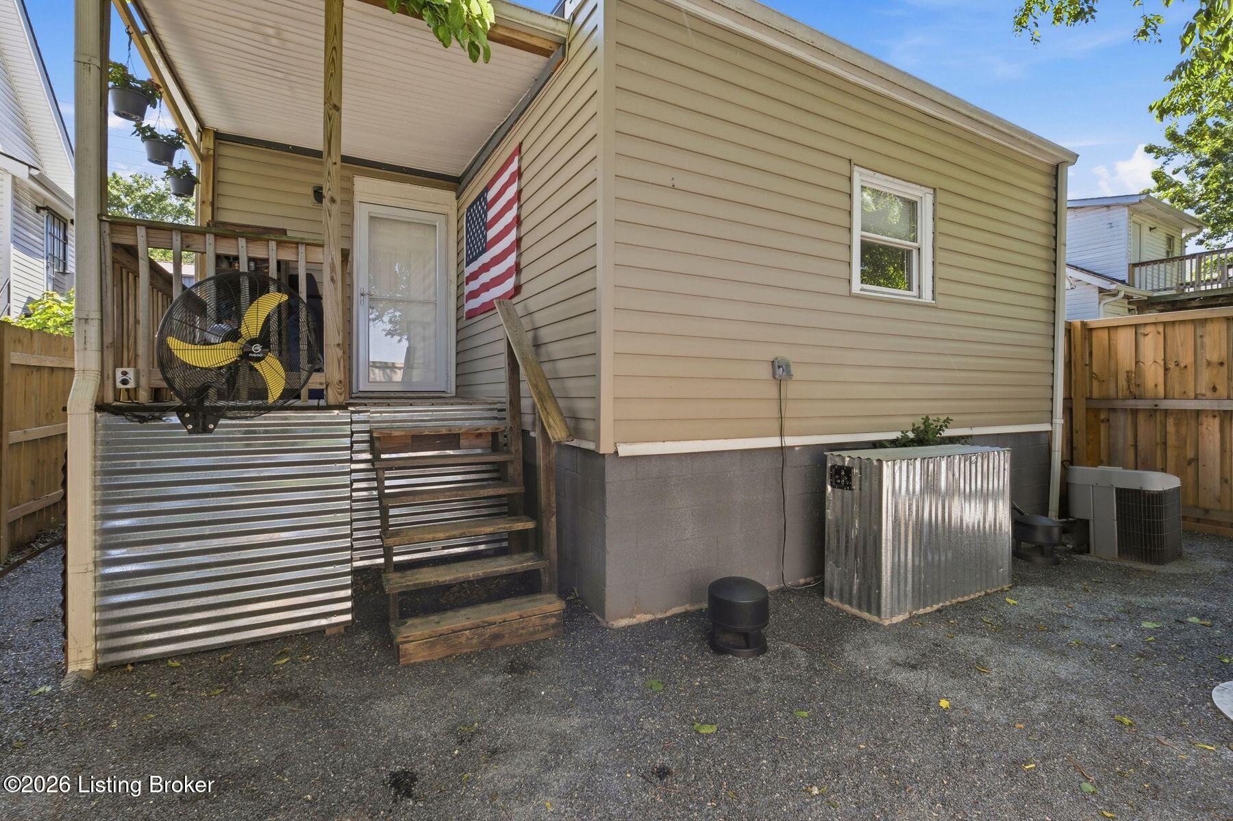 1626 S Preston St Property Photo 21
