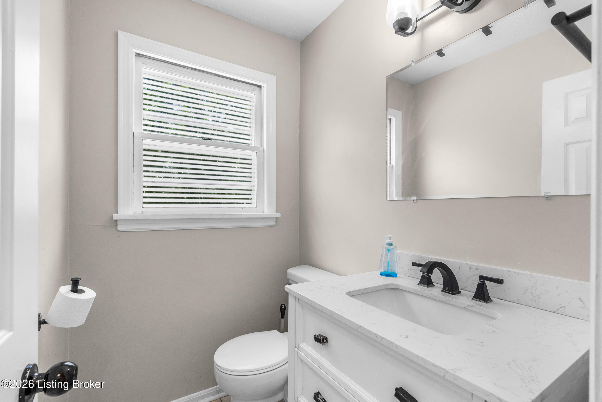 9108 Lakeridge Dr Property Photo 21