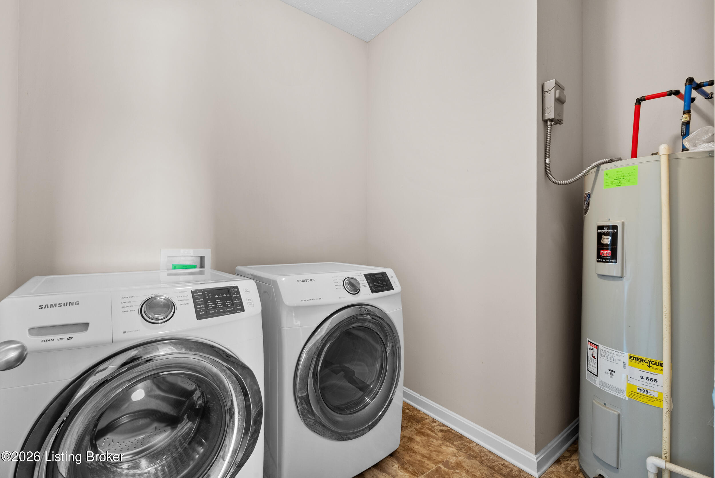228 Mandarin Ct Property Photo 10