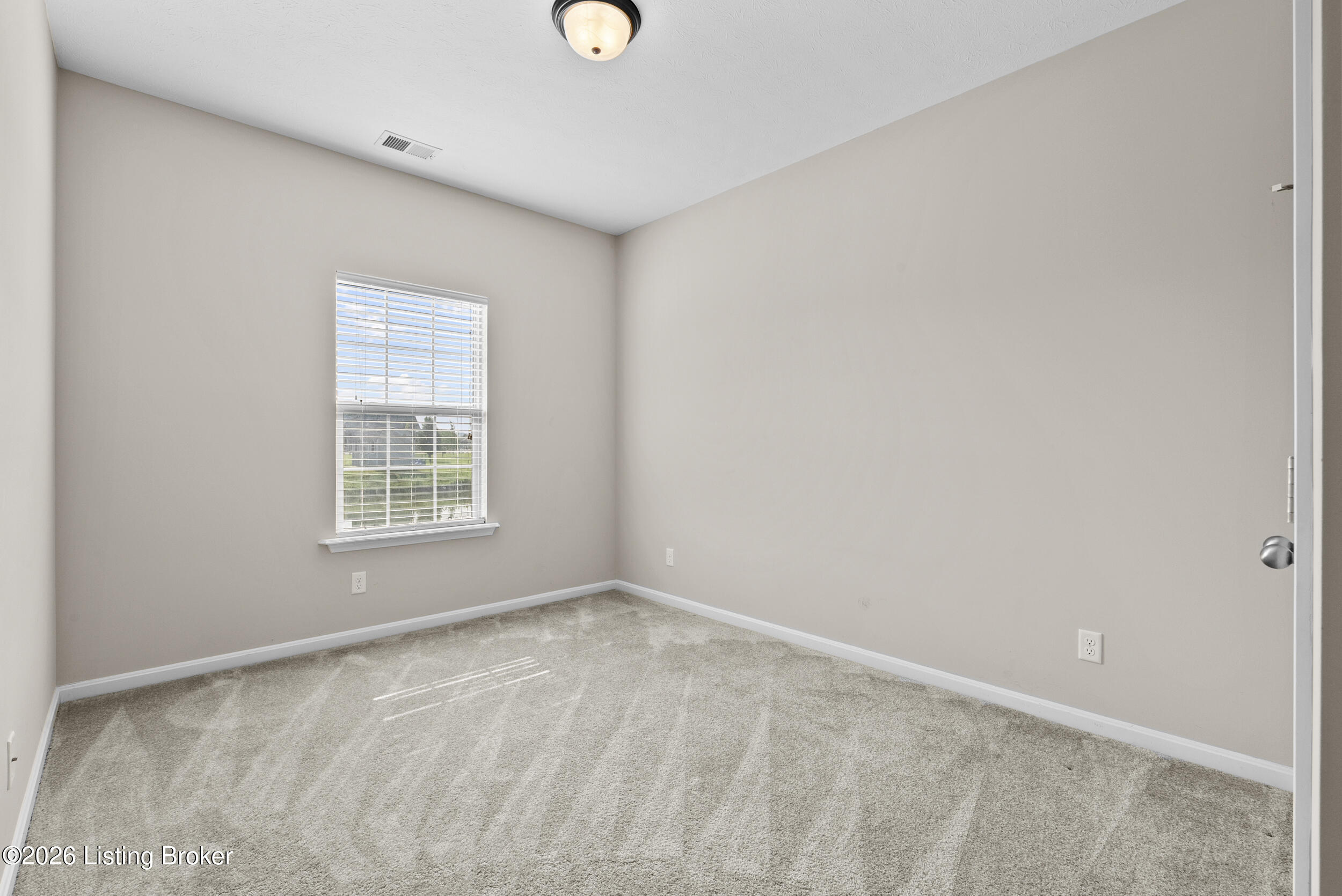 228 Mandarin Ct Property Photo 13