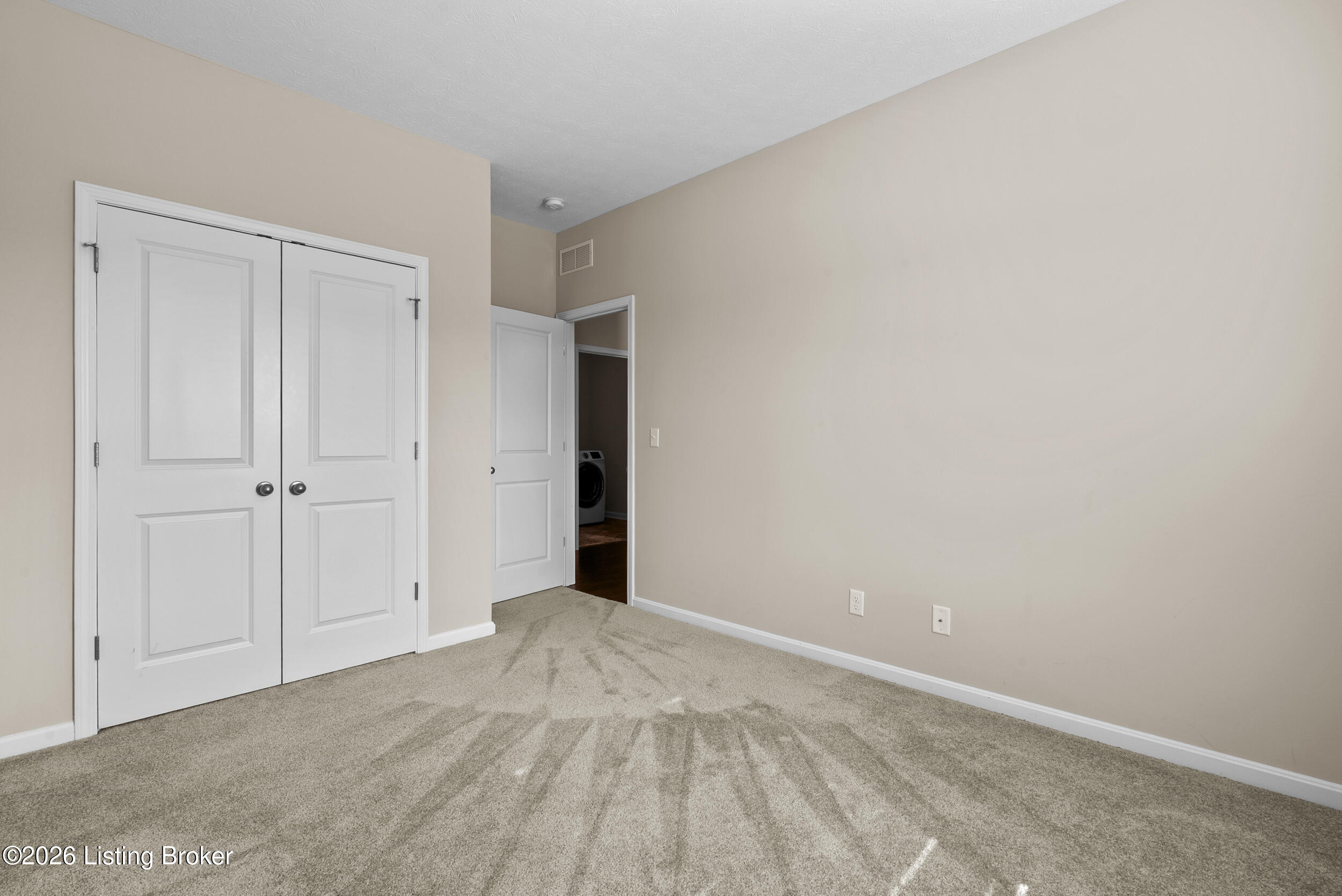 228 Mandarin Ct Property Photo 16