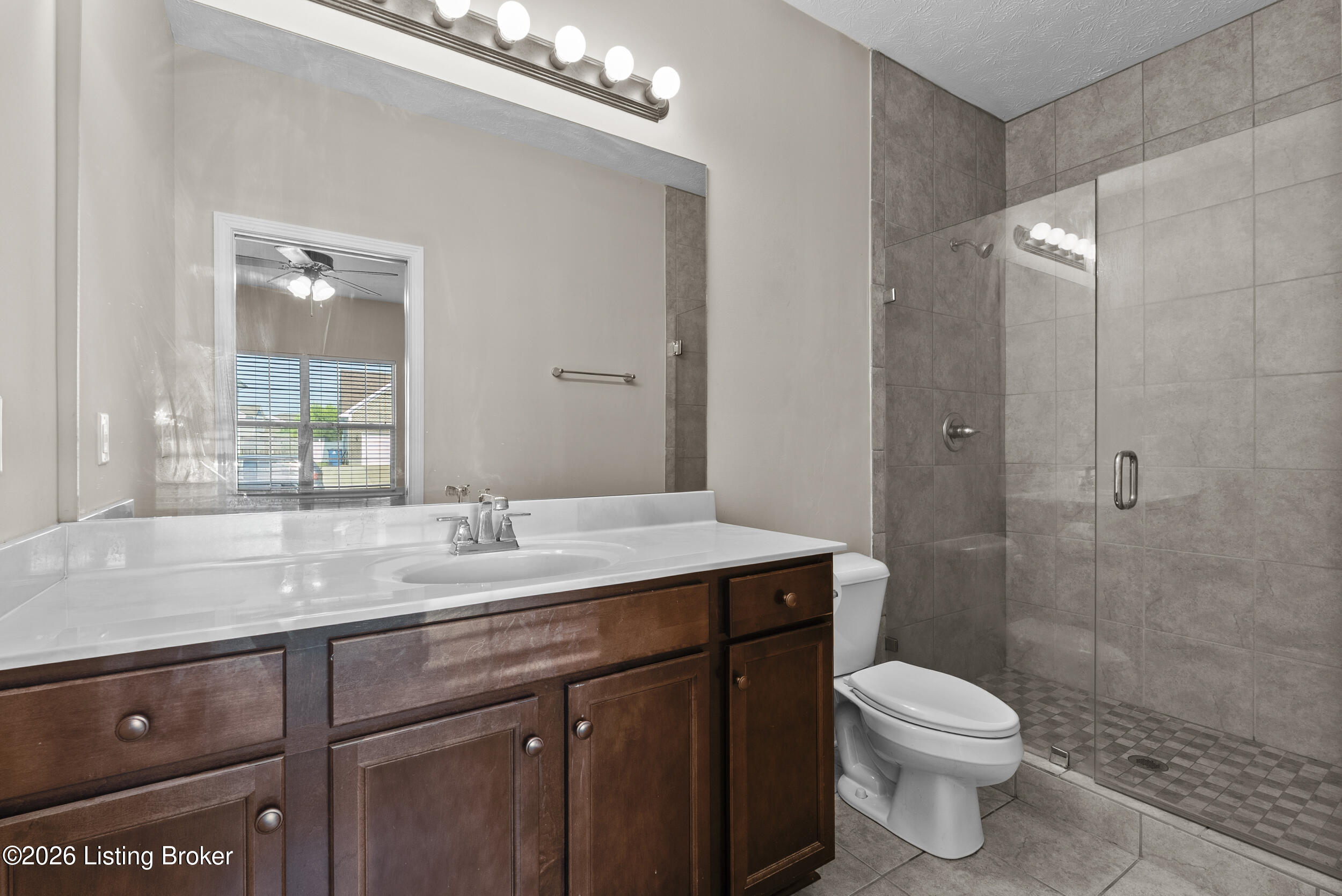 228 Mandarin Ct Property Photo 18