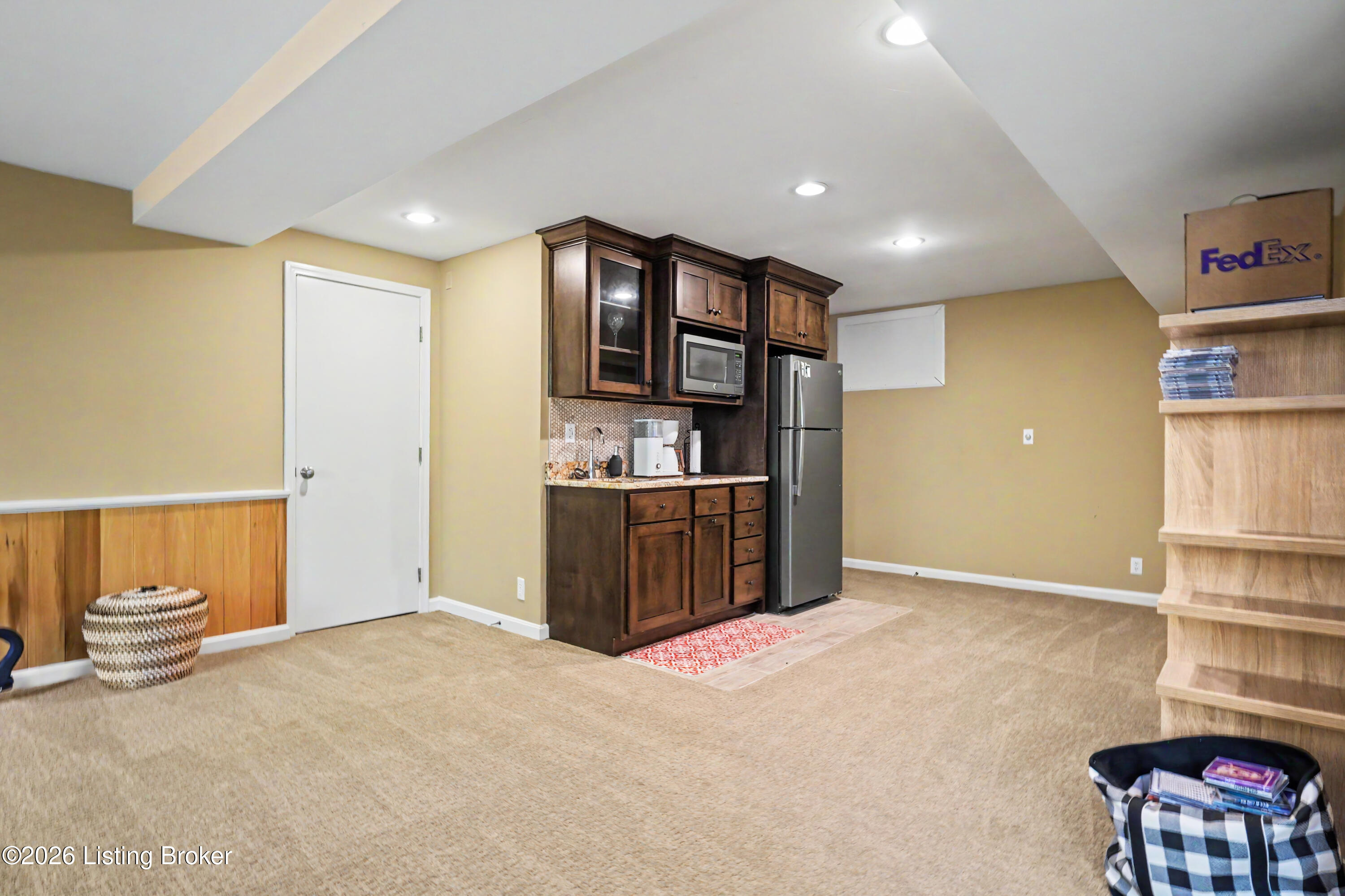 2811 Alta Vista Ct Property Photo 18