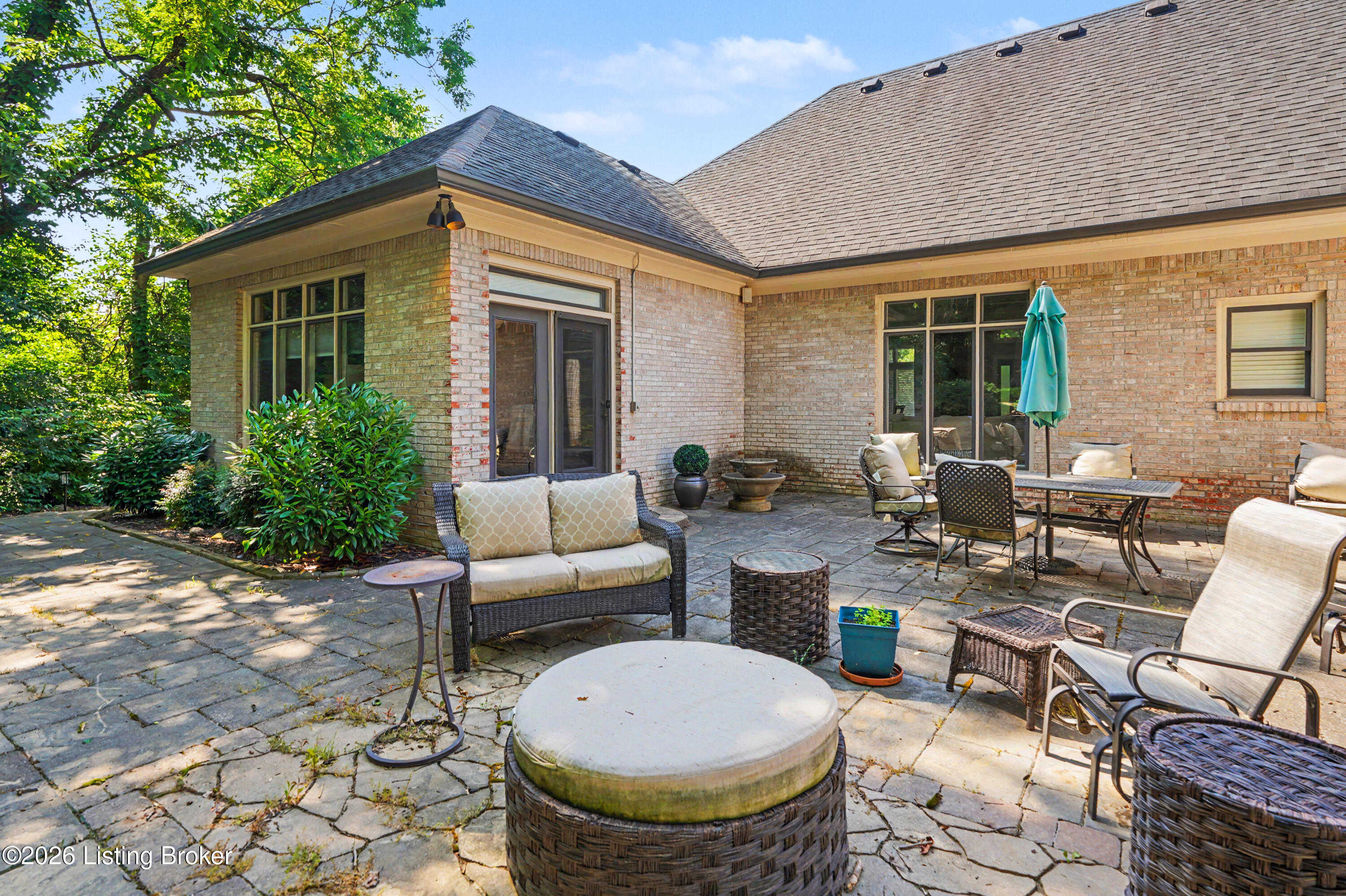 2811 Alta Vista Ct Property Photo 35