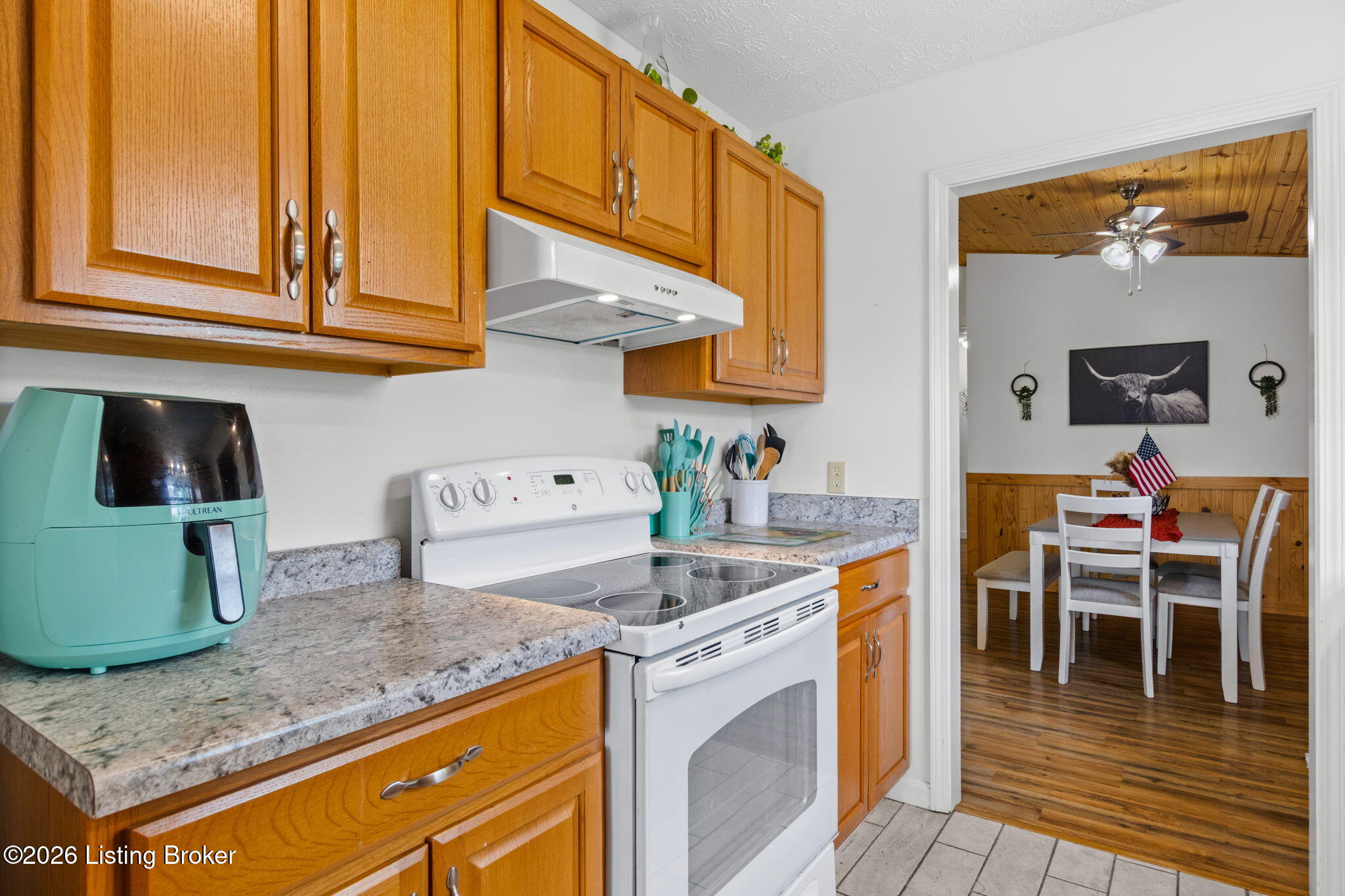 14535 S Highway 259 Property Photo 9