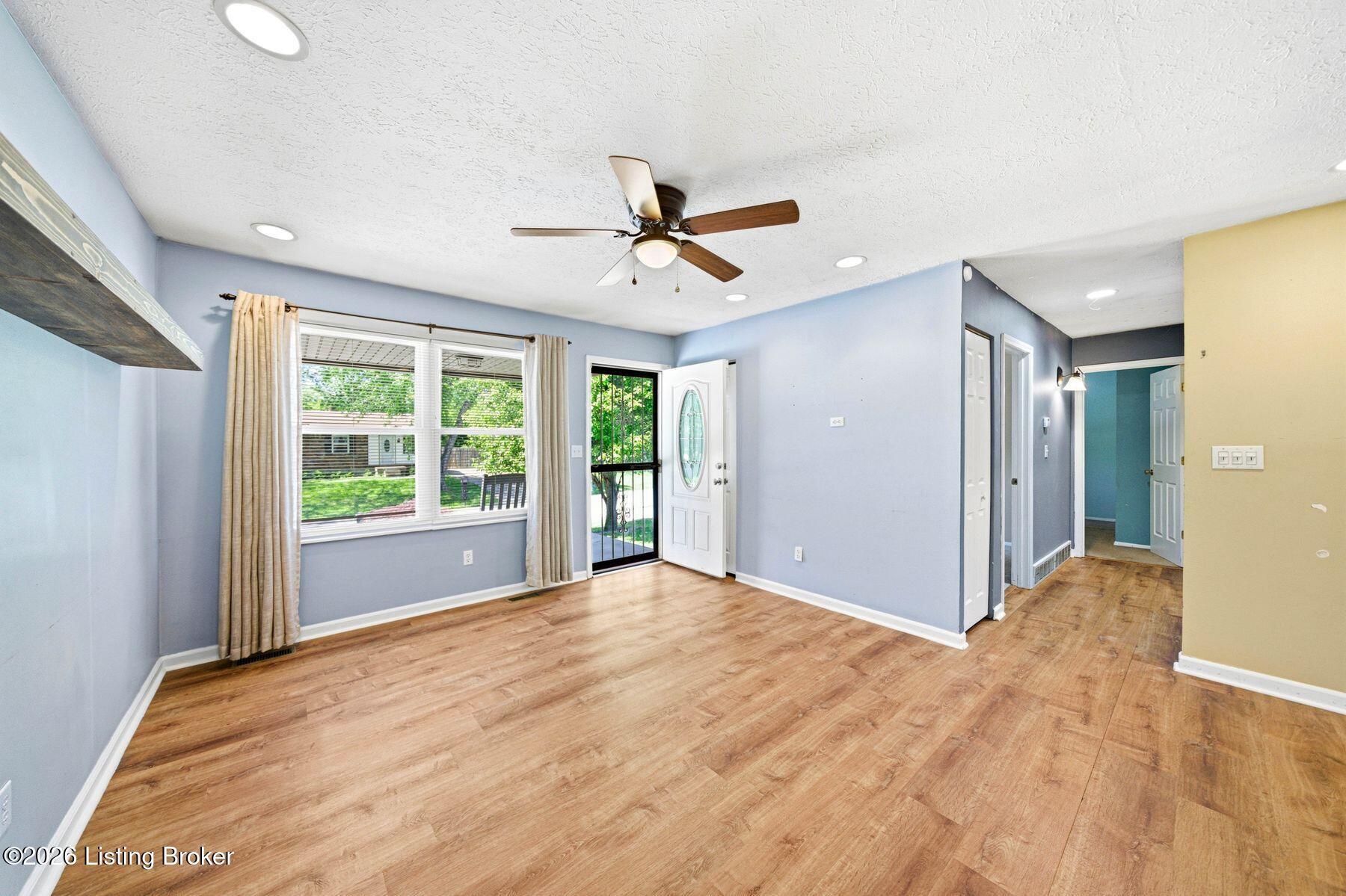2408 Parliament Ct Property Photo 7