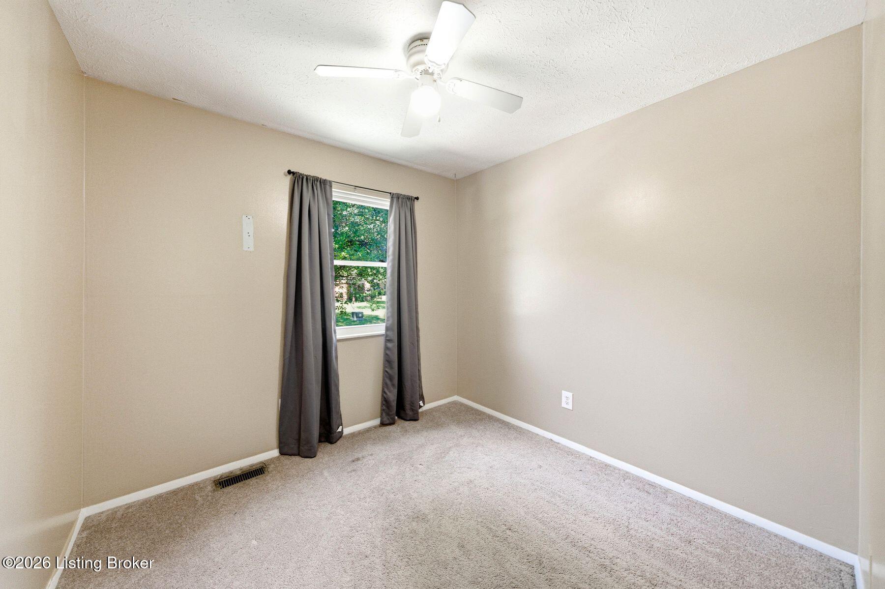 2408 Parliament Ct Property Photo 13