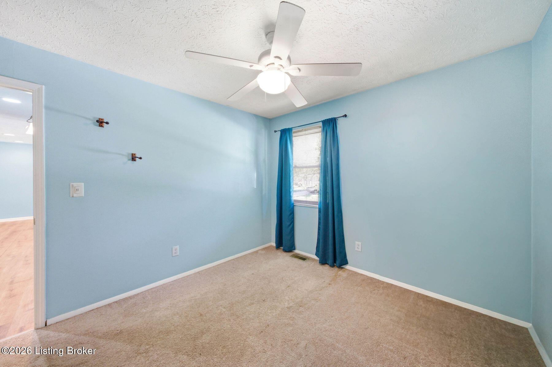 2408 Parliament Ct Property Photo 18