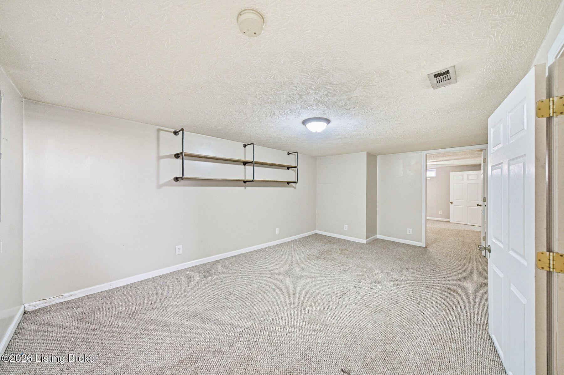 2408 Parliament Ct Property Photo 24