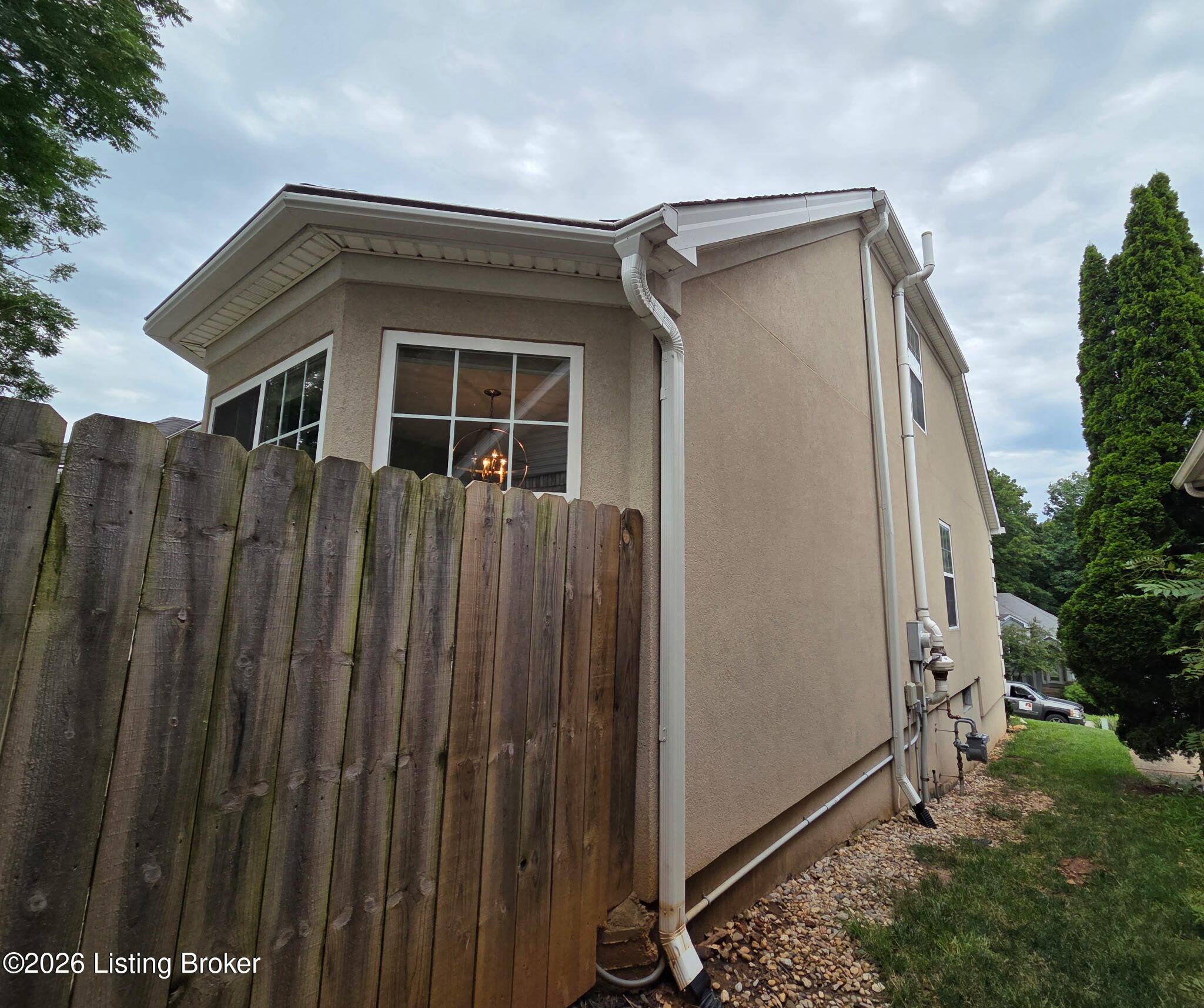 8408 Biggin Hill Ln Property Photo 9