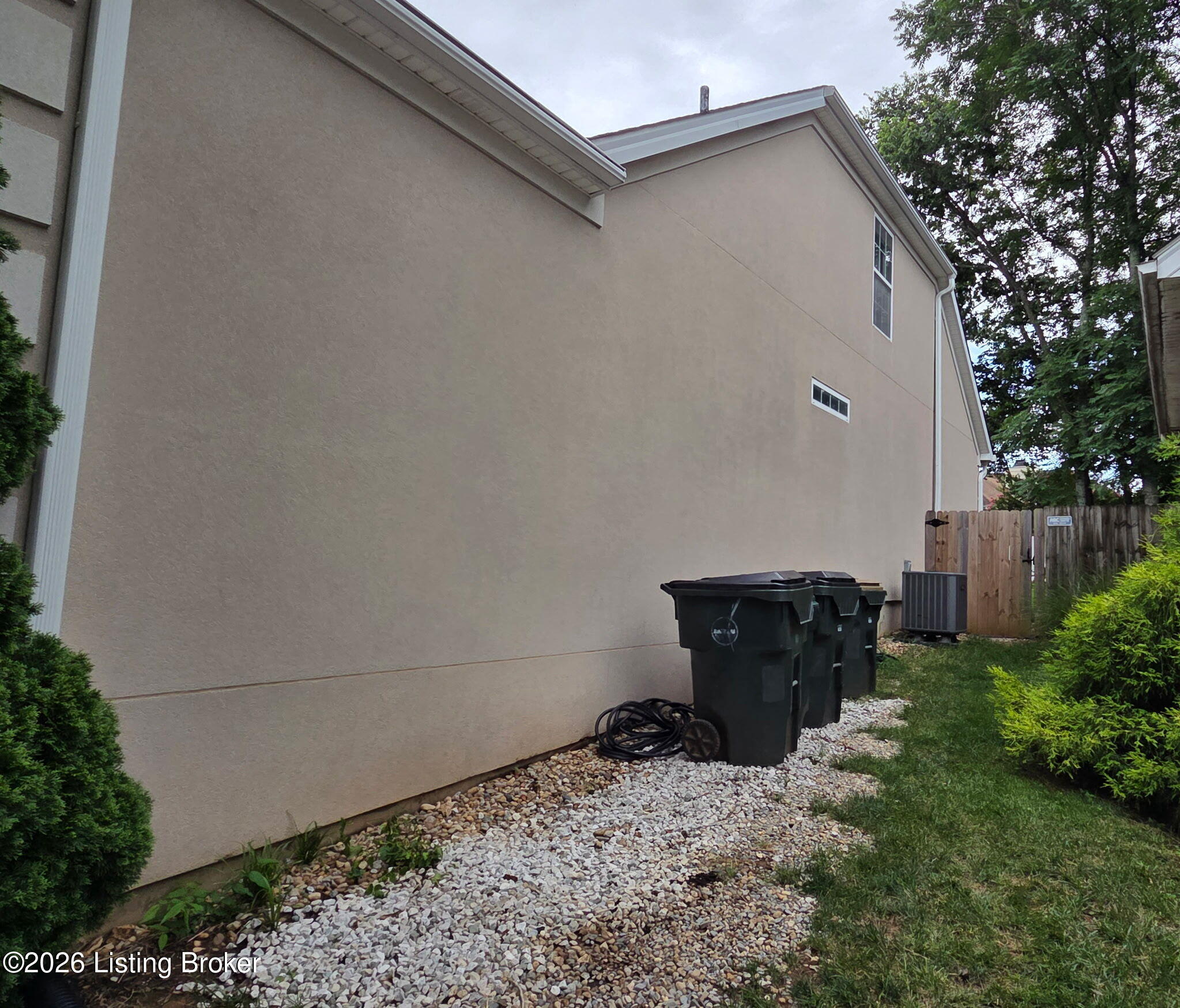 8408 Biggin Hill Ln Property Photo 12