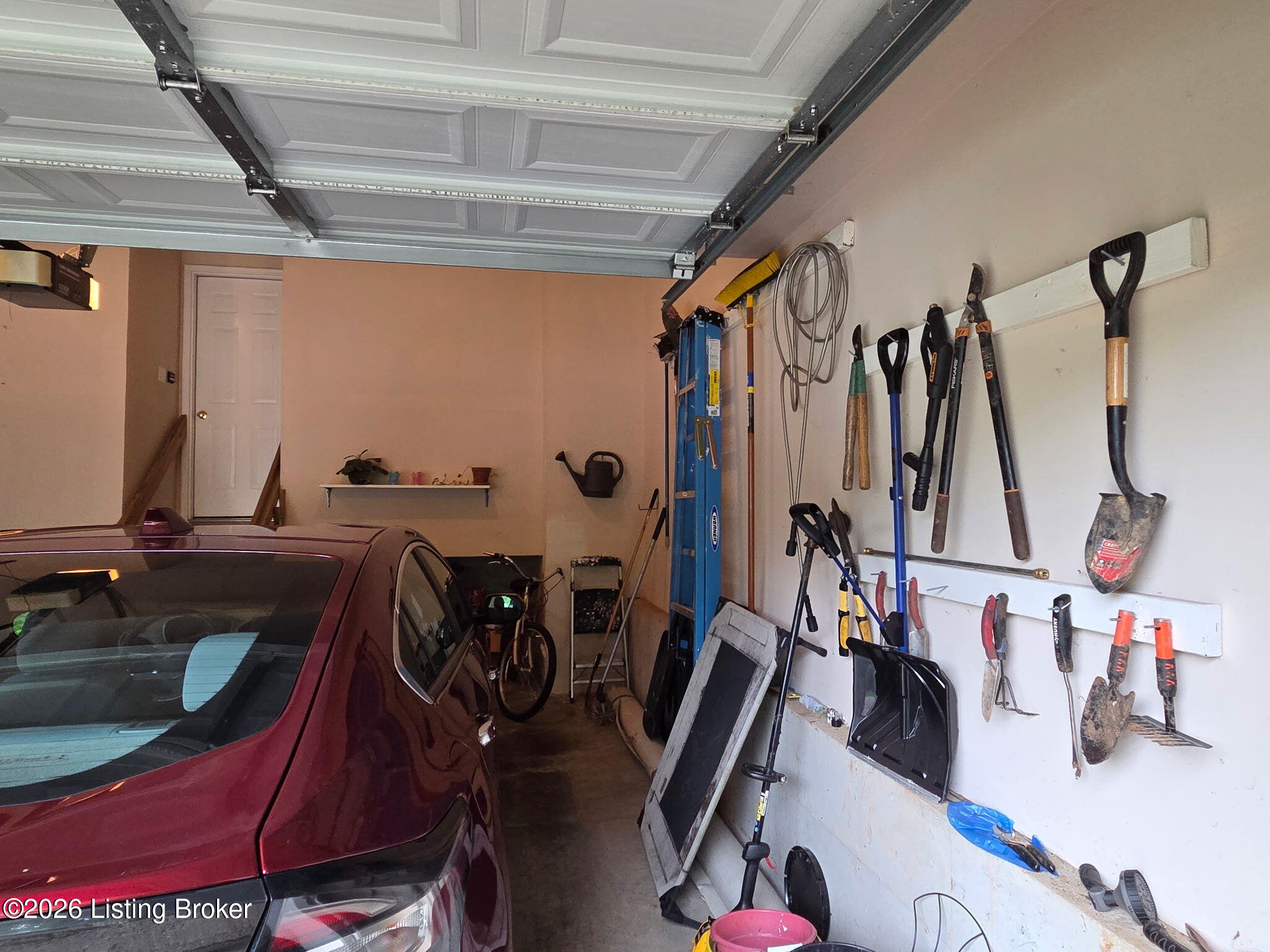 8408 Biggin Hill Ln Property Photo 14