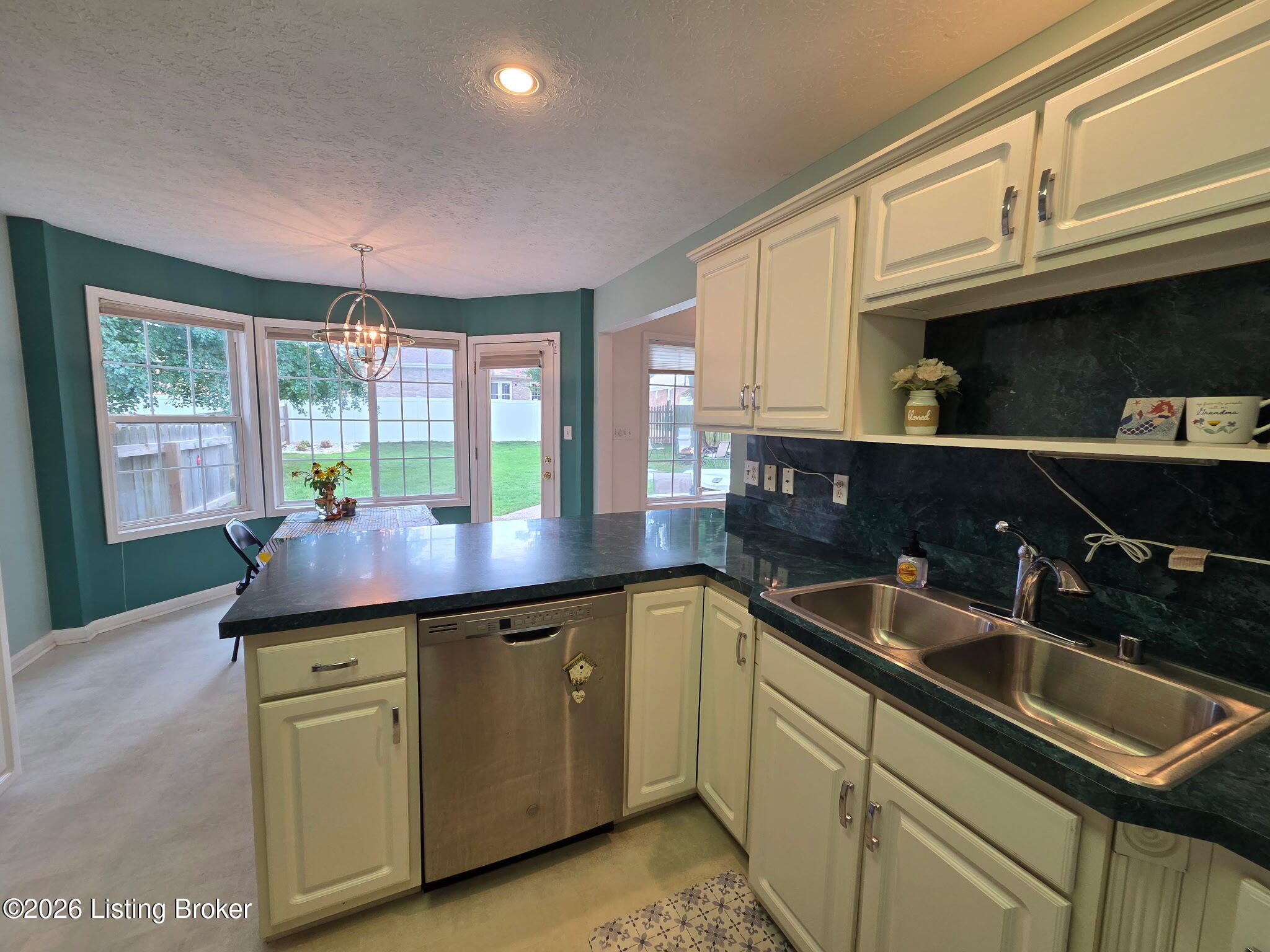 8408 Biggin Hill Ln Property Photo 41