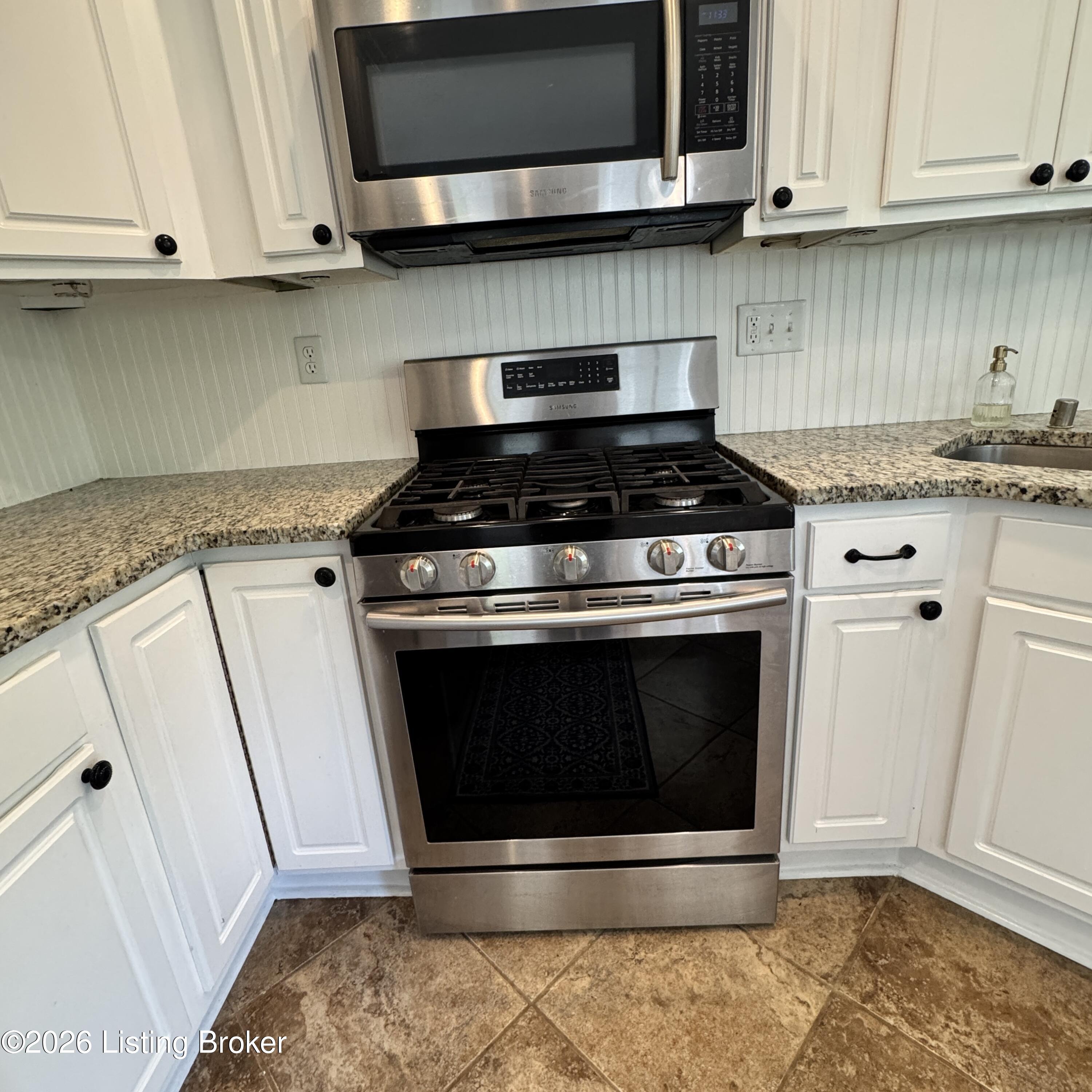 3016 Carson Way Property Photo 16