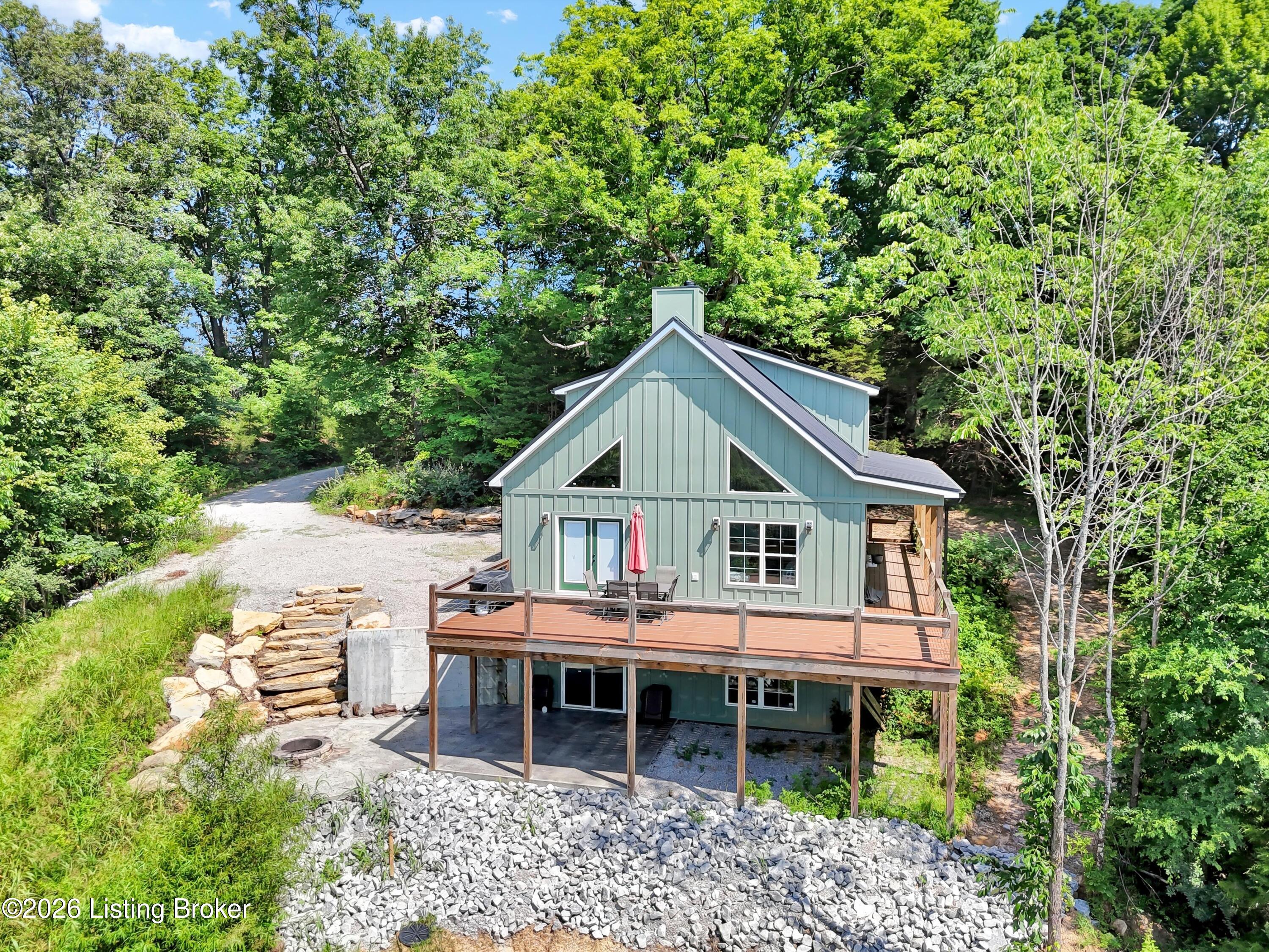 160 Serenity Cove Ln Property Photo 3