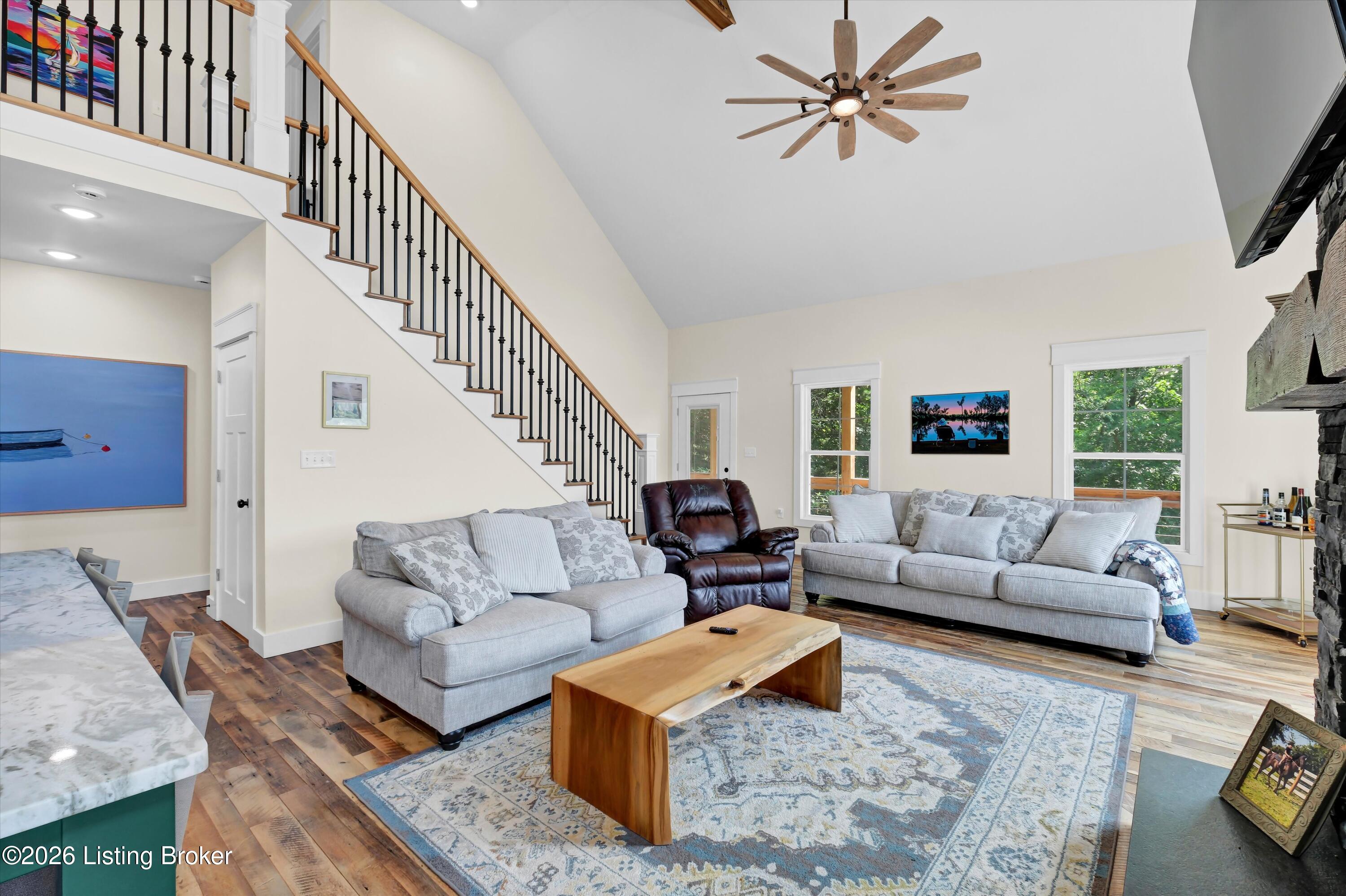160 Serenity Cove Ln Property Photo 8