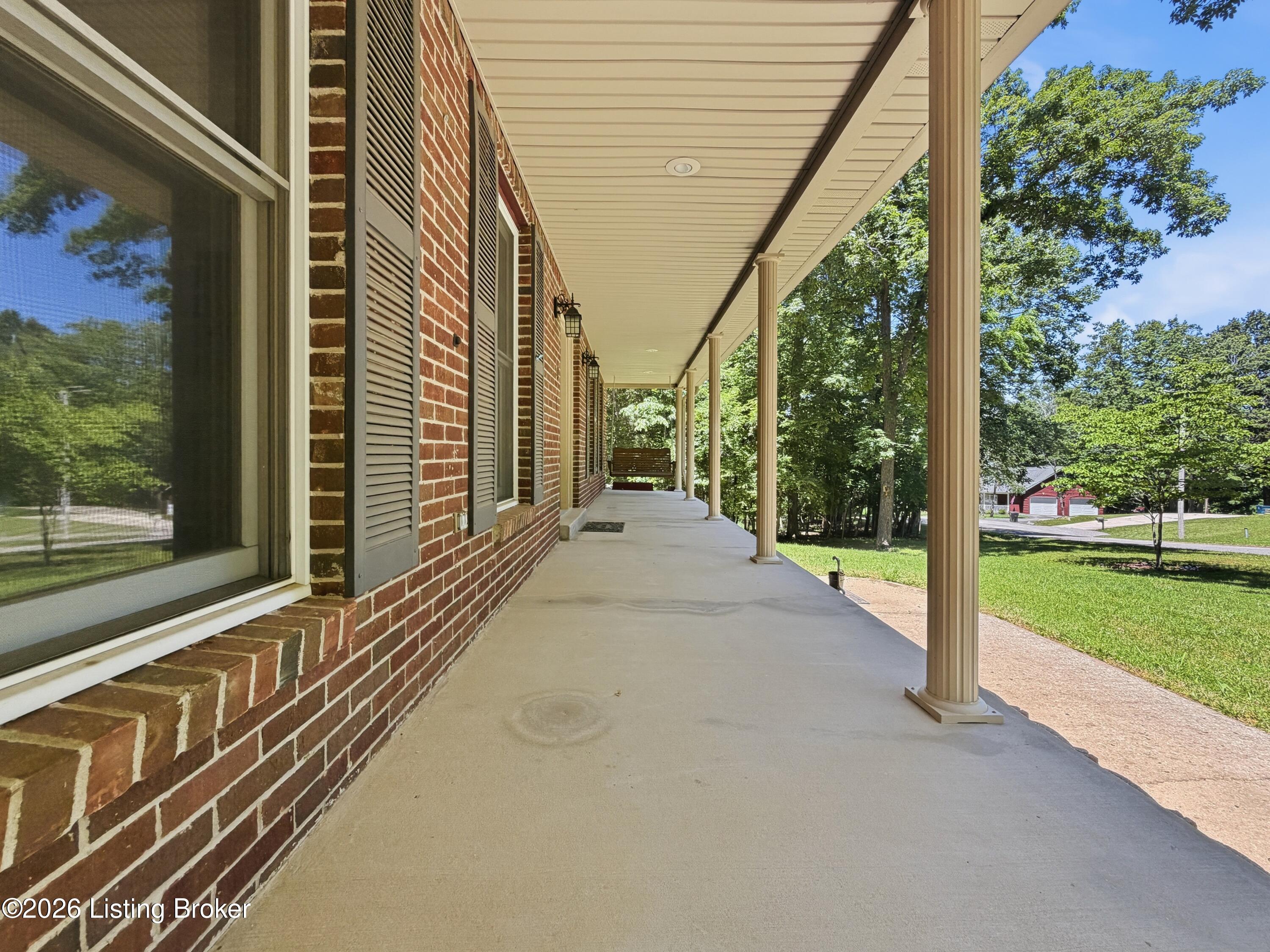 17 Bittersweet Pl Property Photo 19