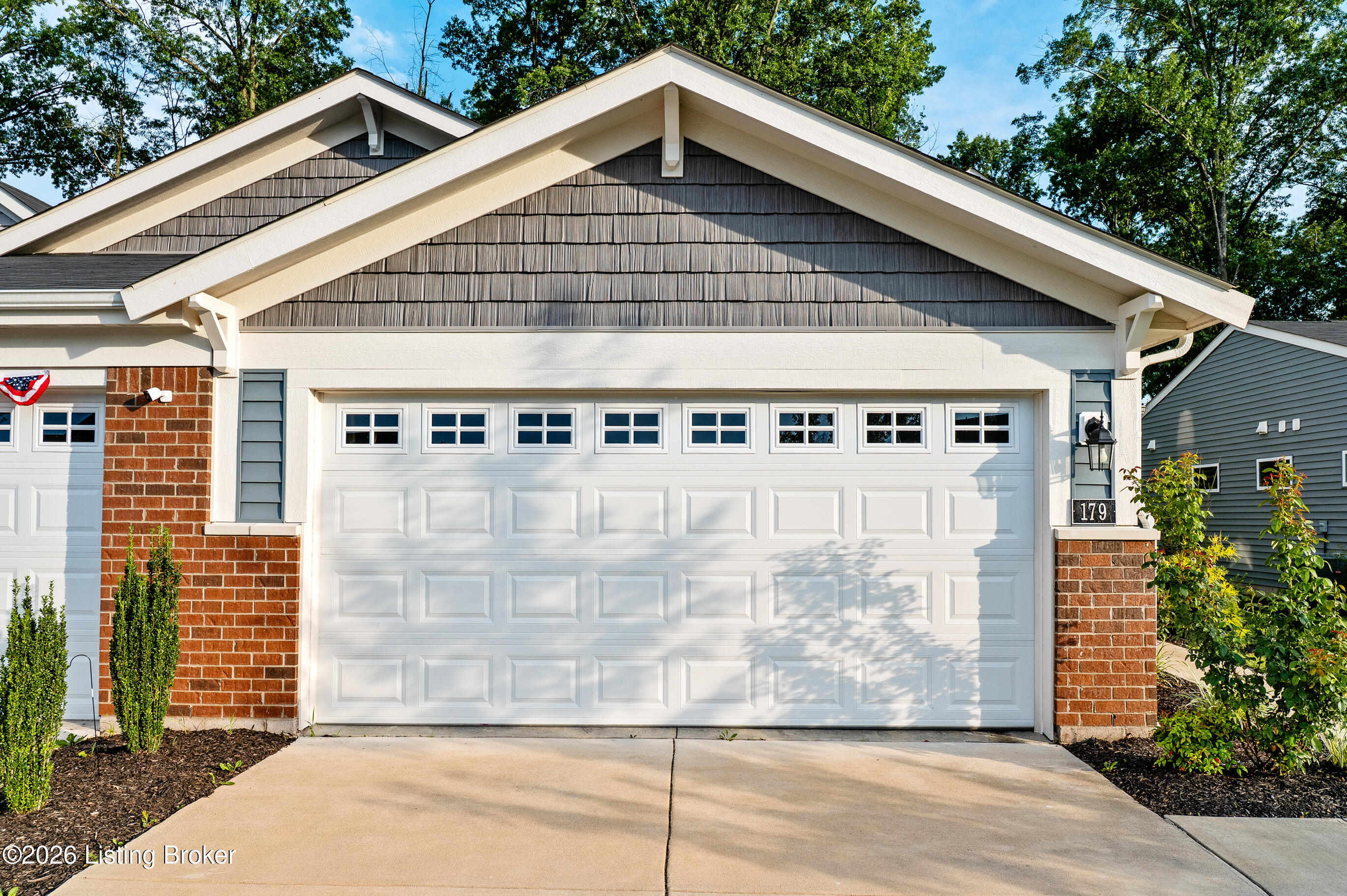 179 Harvest Moon Ct Property Photo 4