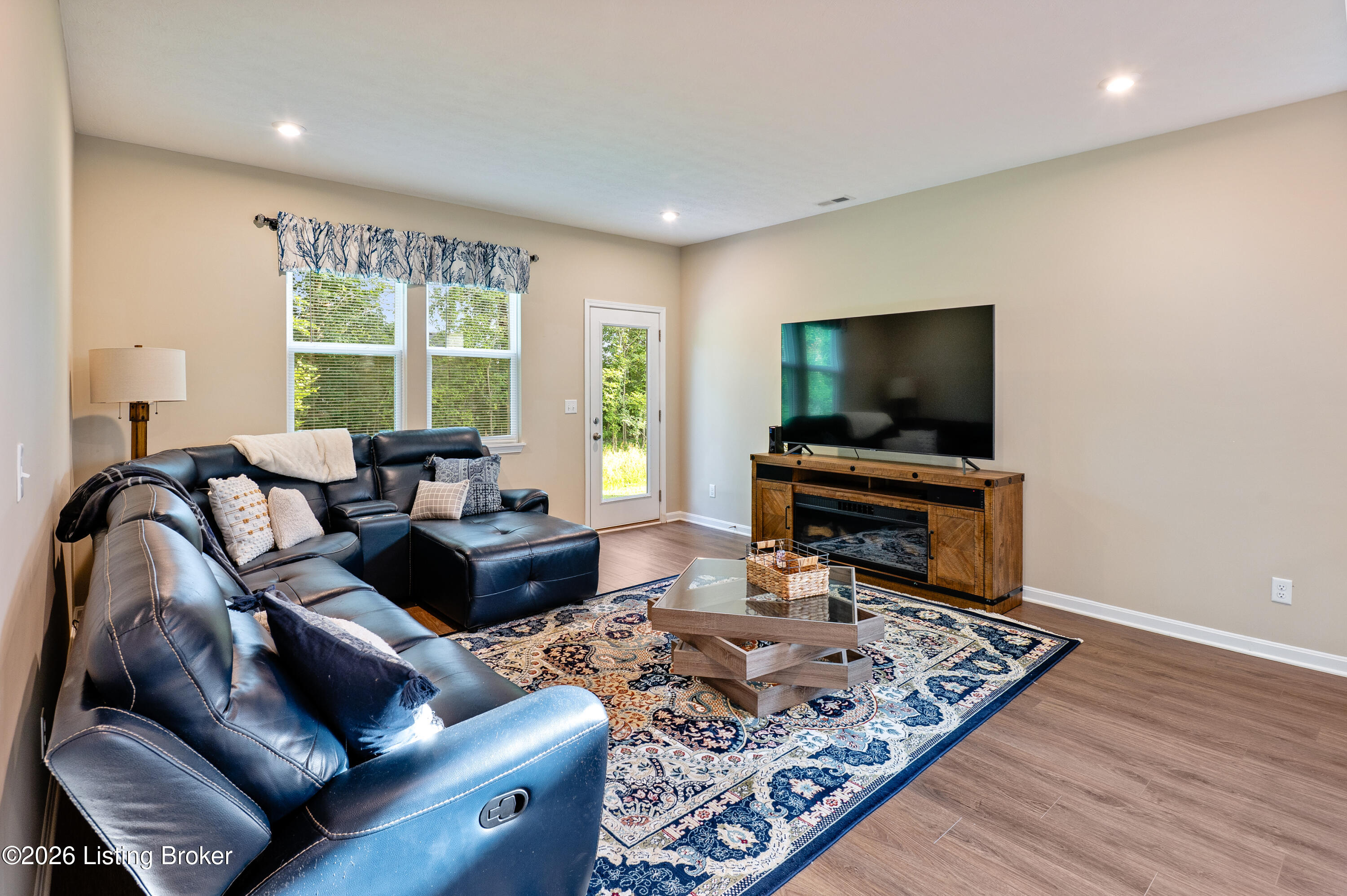 179 Harvest Moon Ct Property Photo 20
