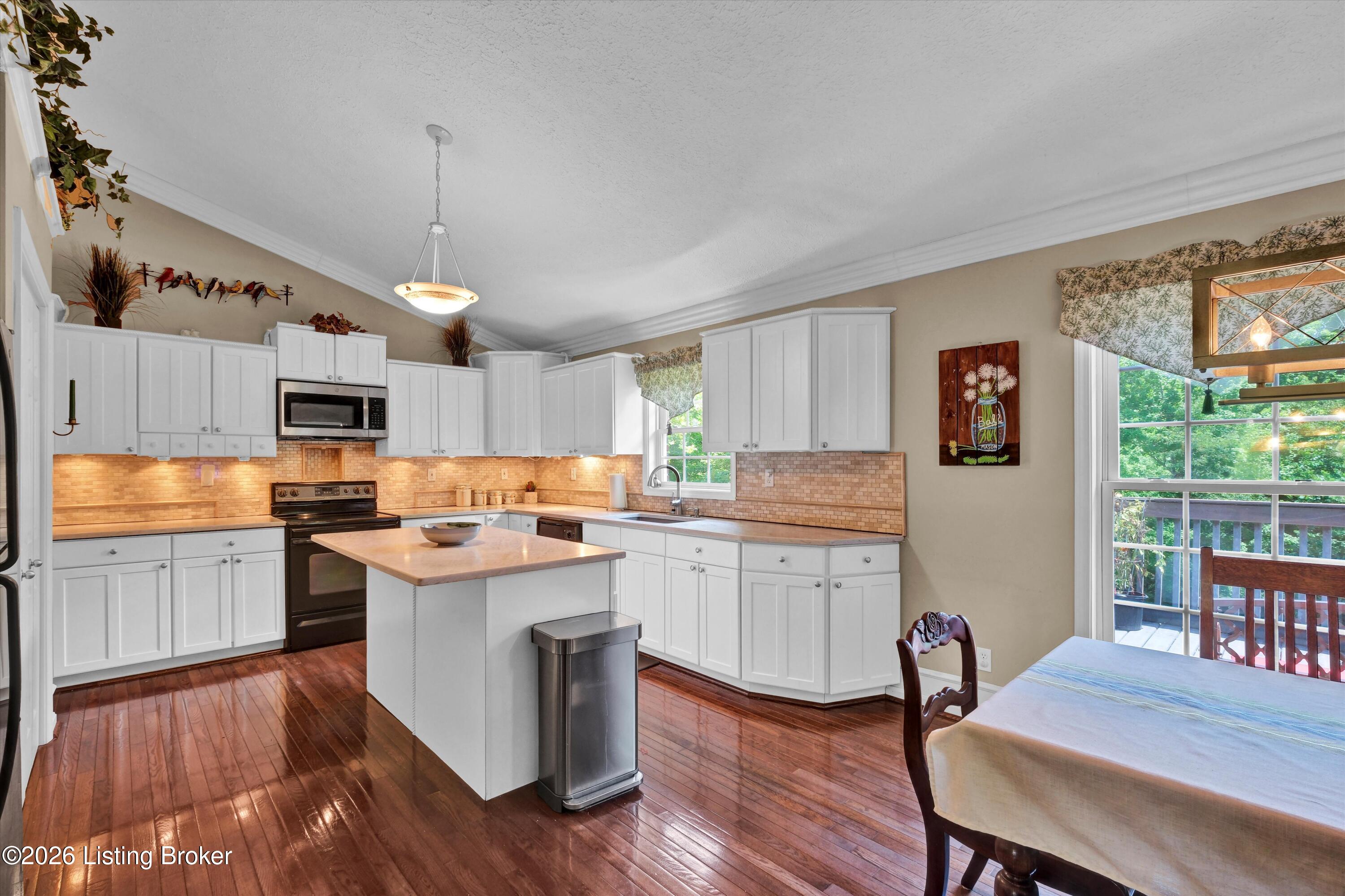5494 Old Sligo Rd Property Photo 2