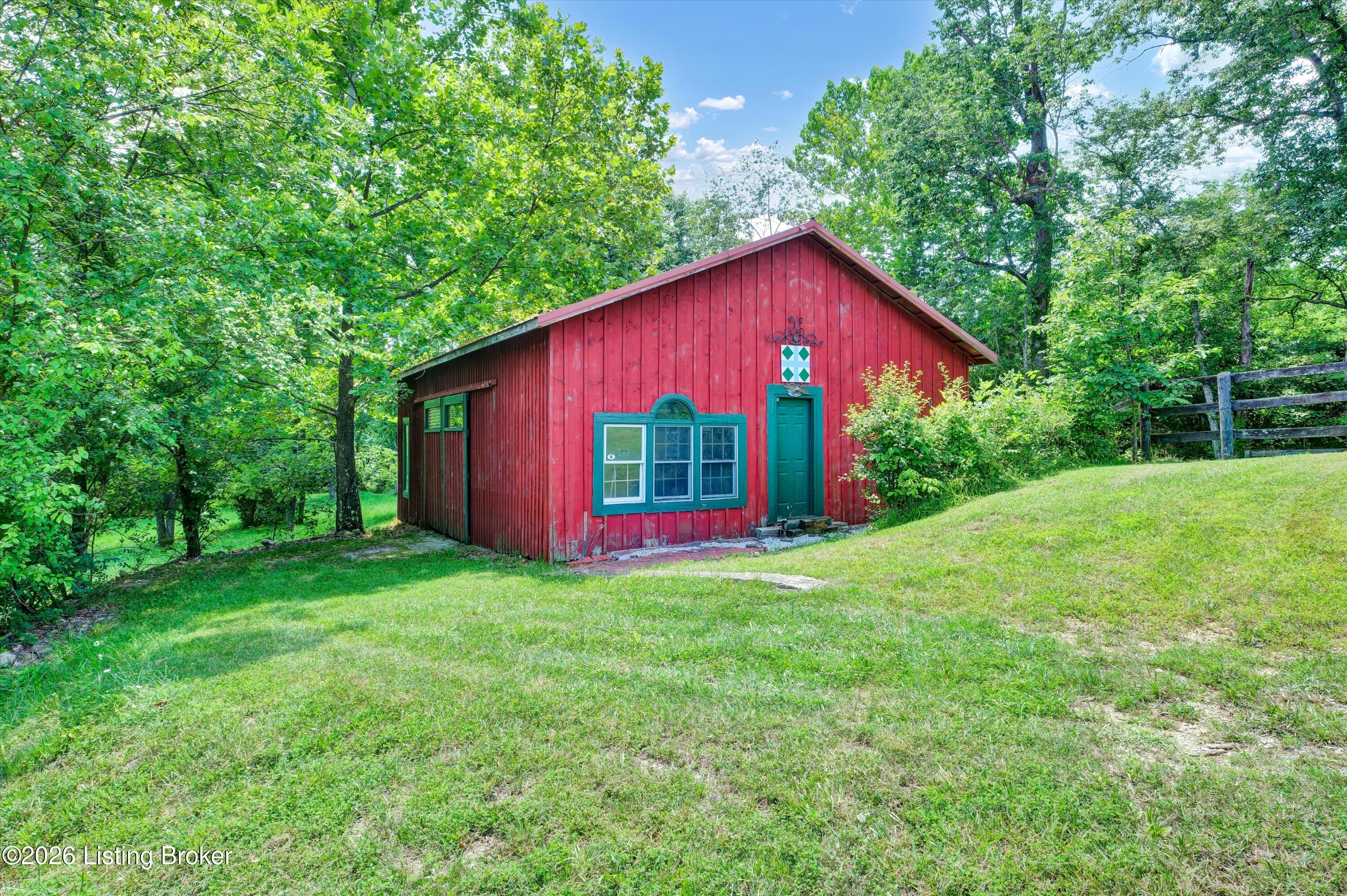 5494 Old Sligo Rd Property Photo 4