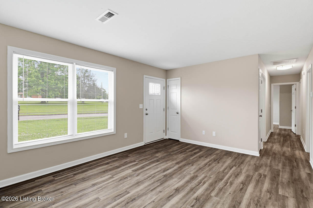 241 W French St Property Photo 4