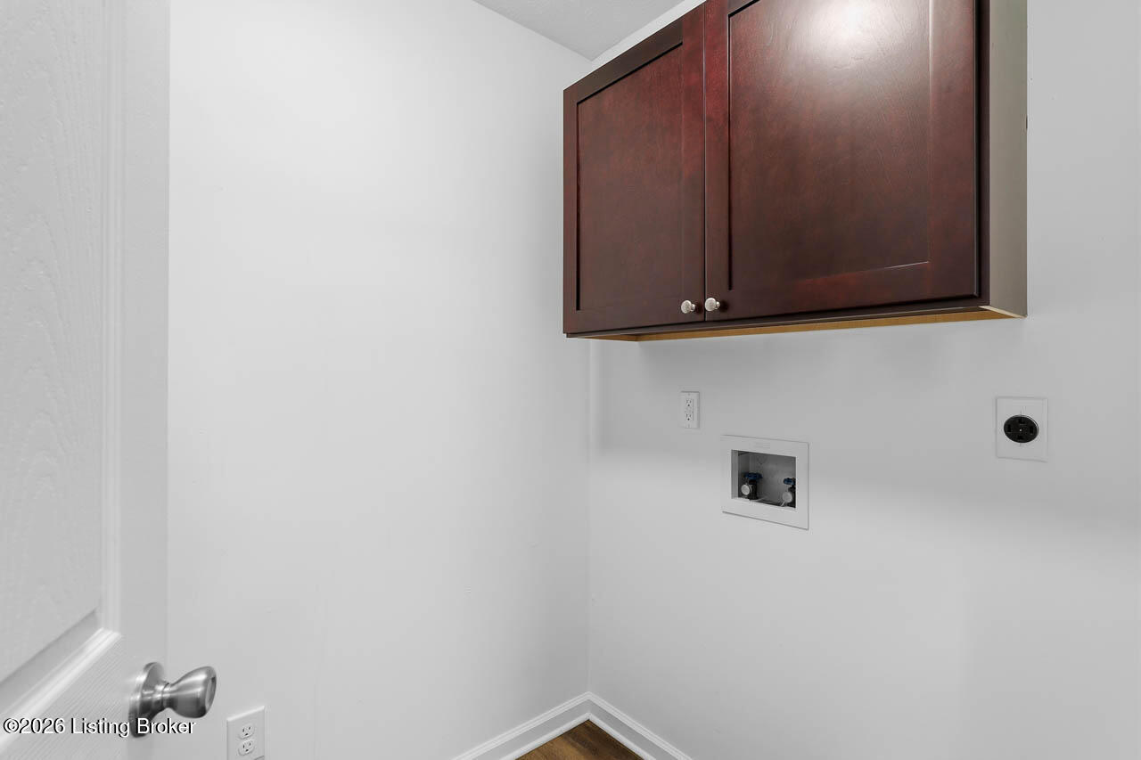 241 W French St Property Photo 10