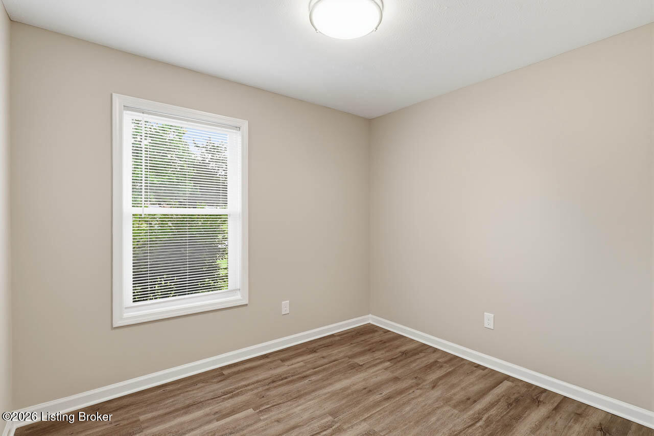 241 W French St Property Photo 11