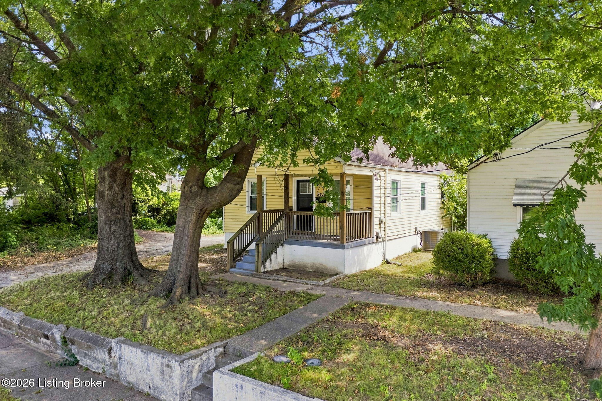2411 S 5th St Property Photo 42