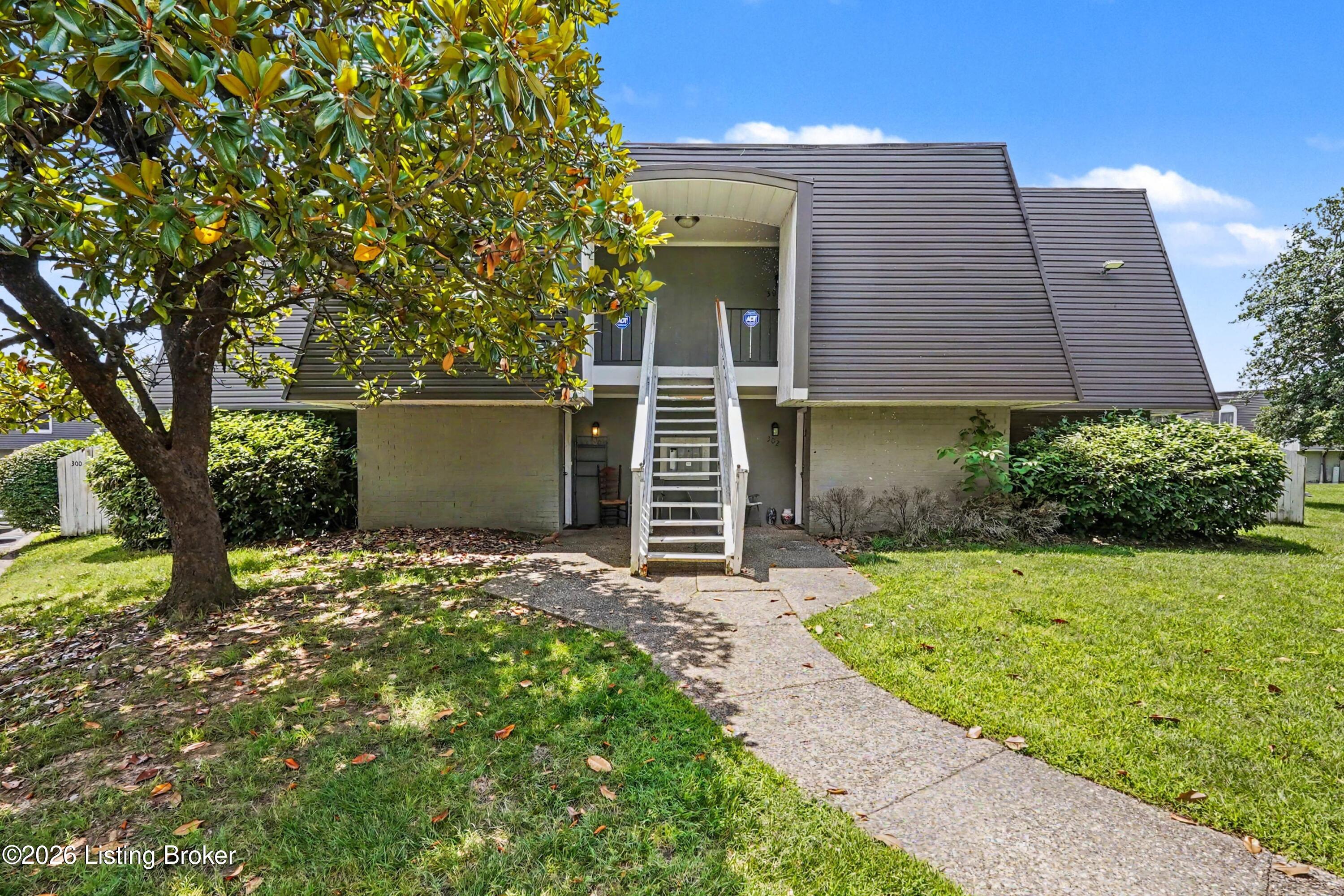 300 La Fontenay Ct Property Photo 29