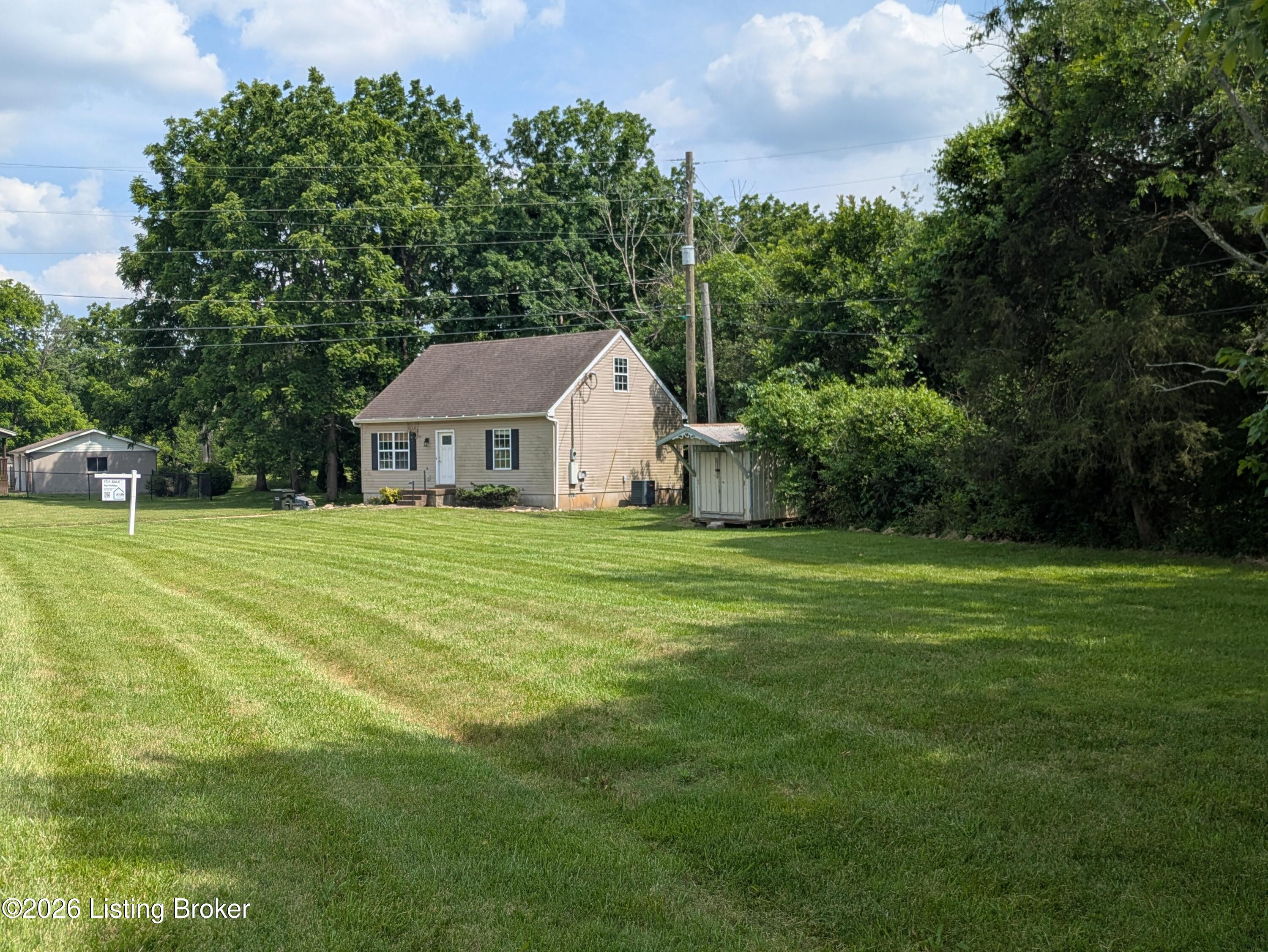 127 Clearview Dr Property Photo 7