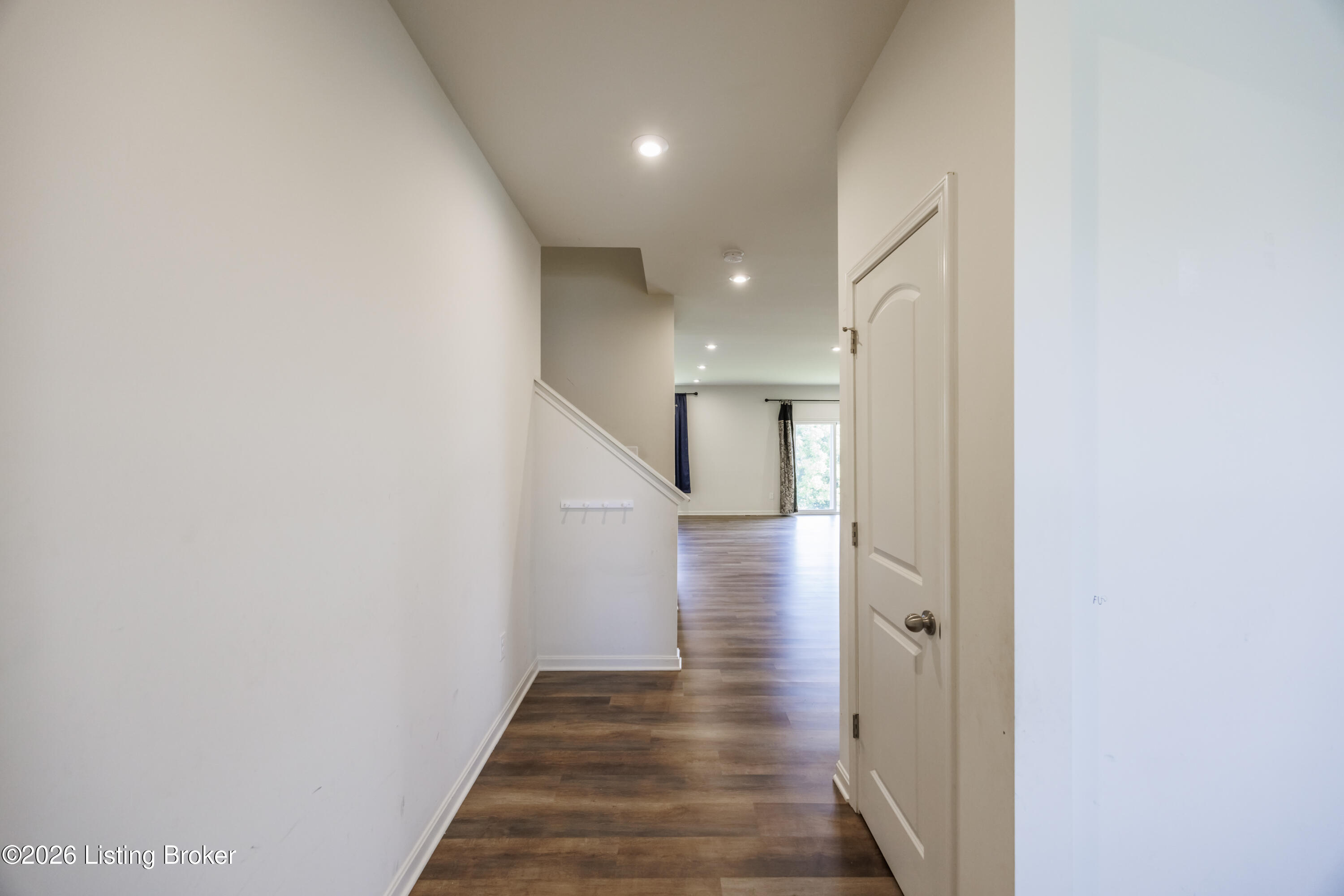 1803 Cherry Glen Dr Property Photo 8