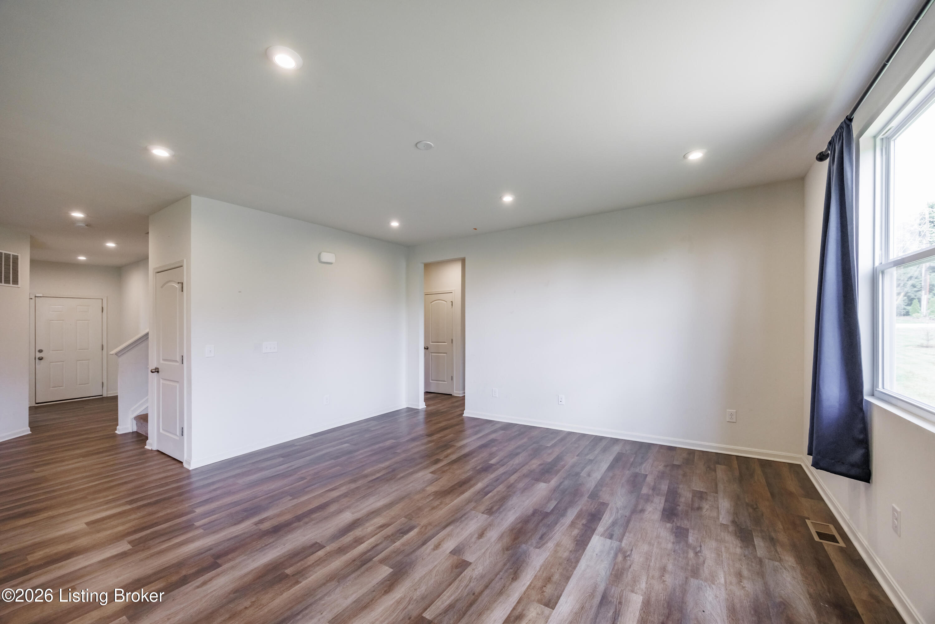 1803 Cherry Glen Dr Property Photo 27