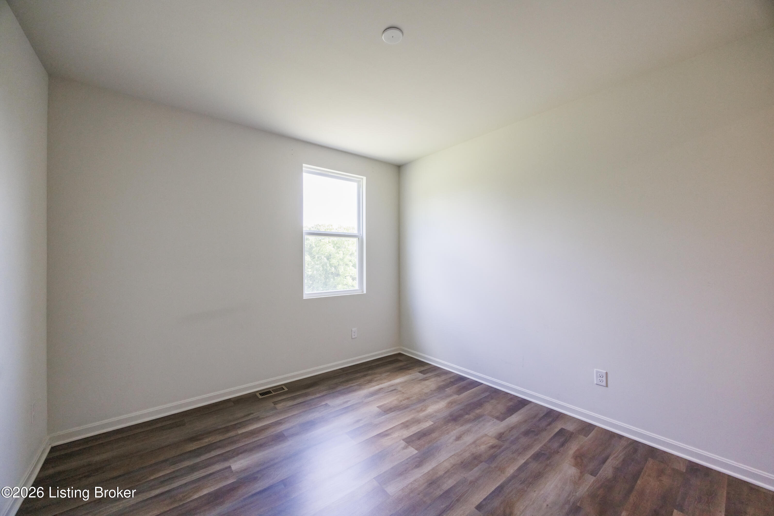 1803 Cherry Glen Dr Property Photo 32