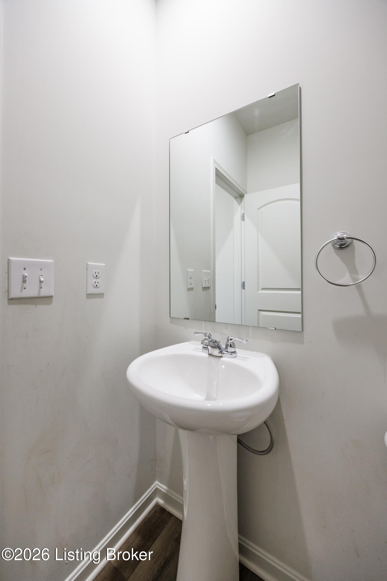 1803 Cherry Glen Dr Property Photo 36