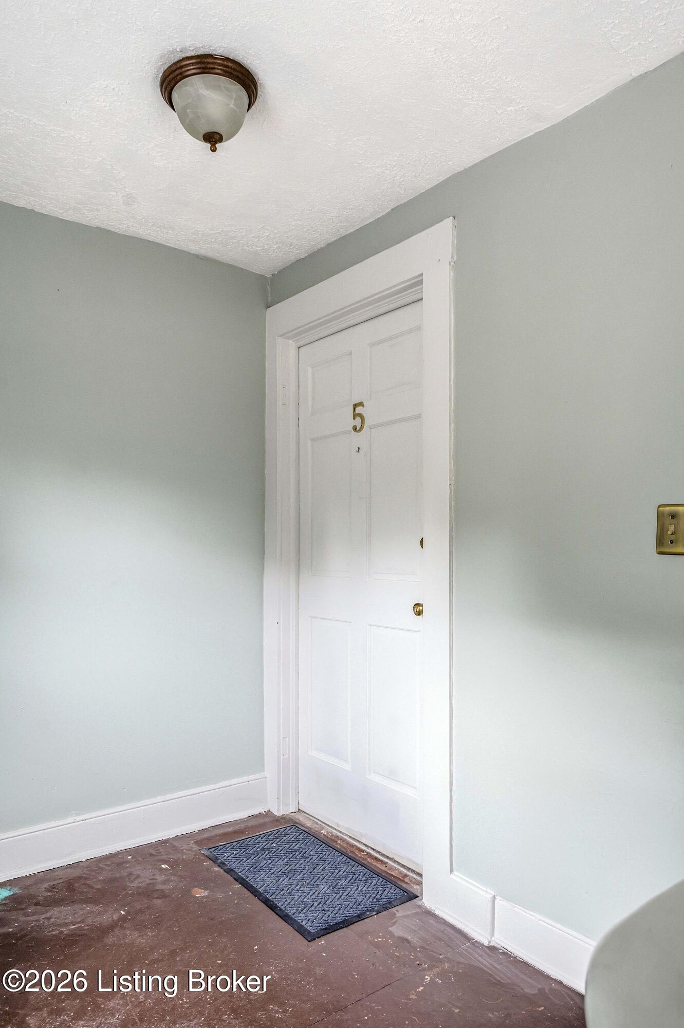 1127 S Brook St Apt 5 Property Photo 7