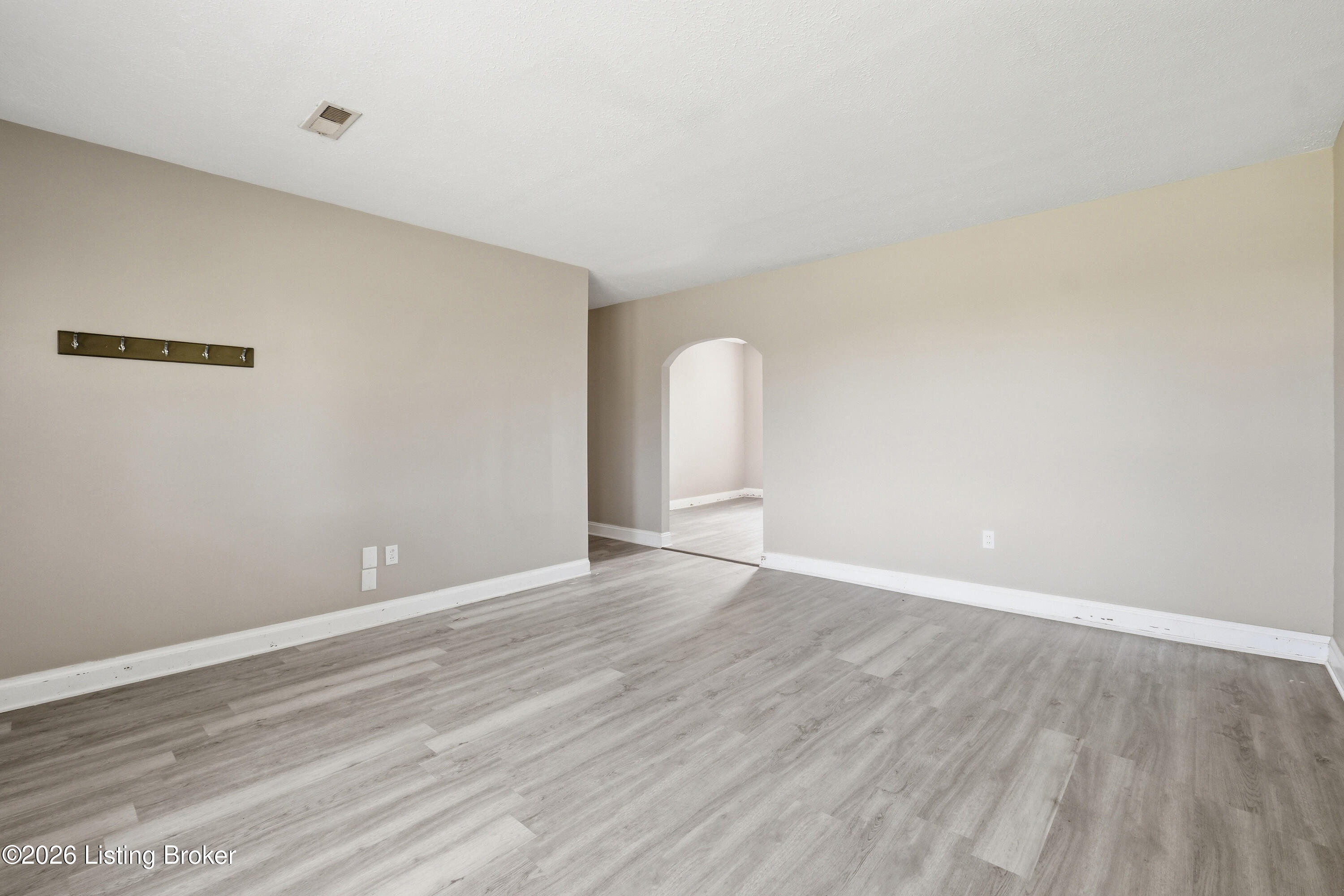 1597 Ky-259 Property Photo 3