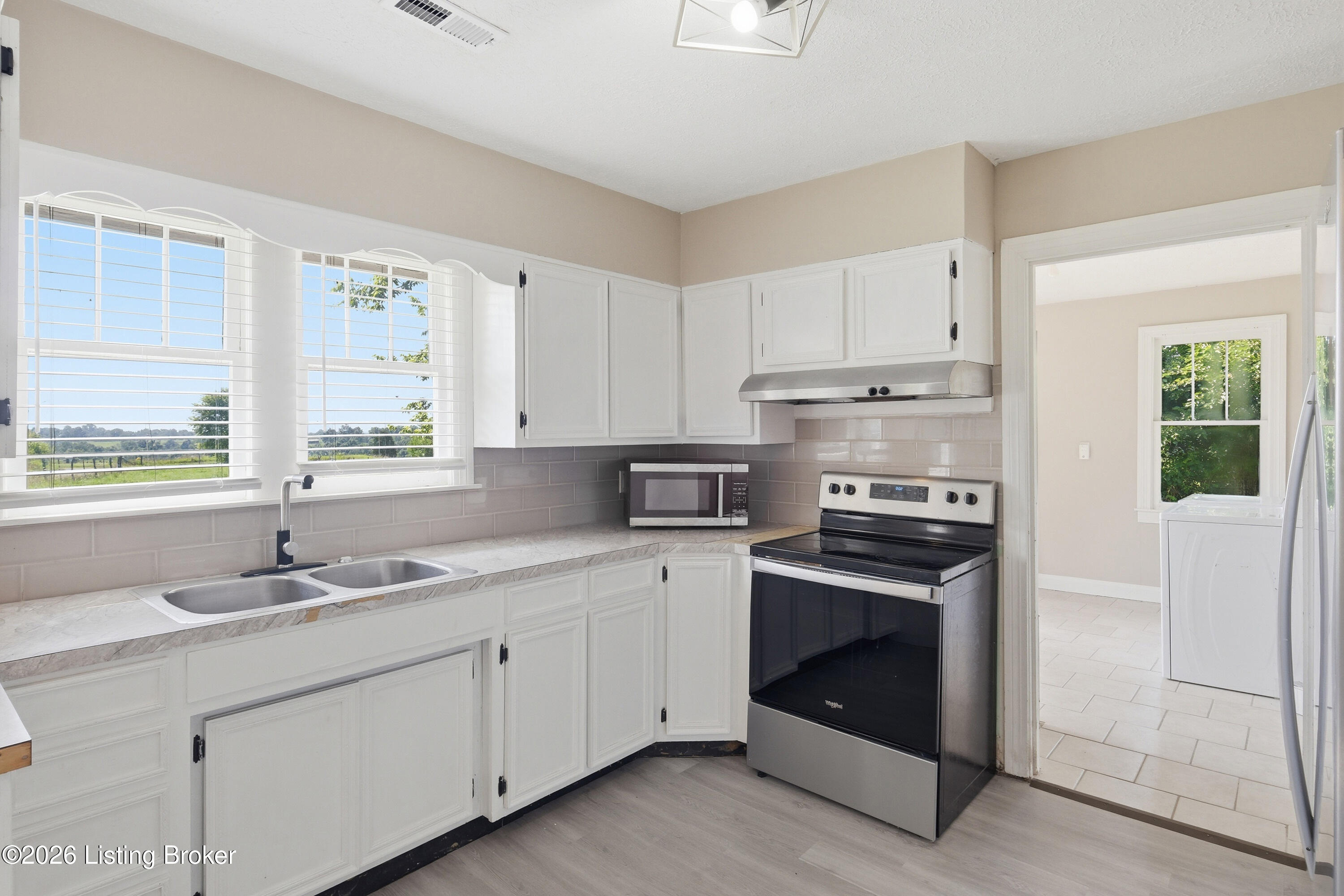 1597 Ky-259 Property Photo 6
