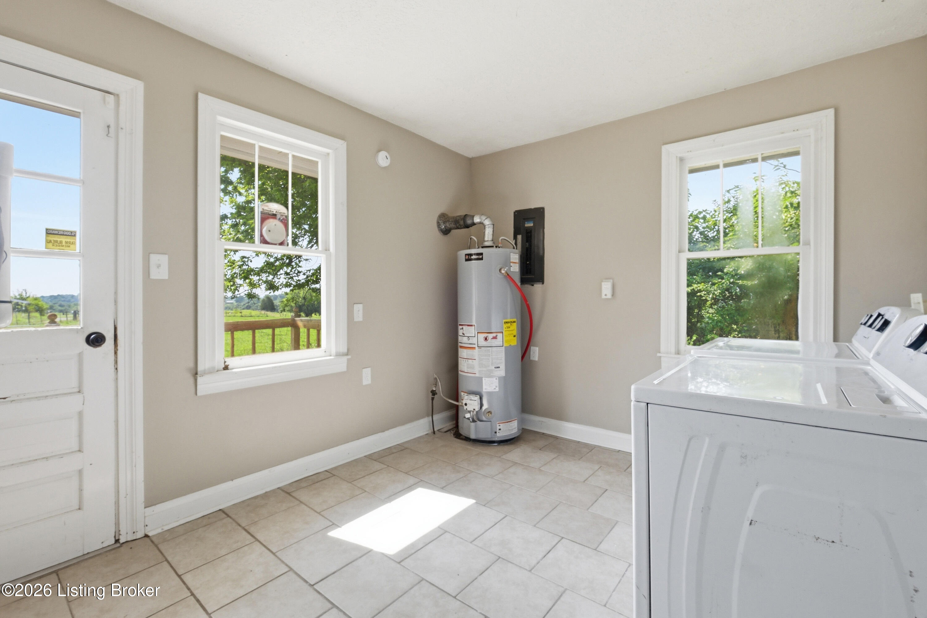 1597 Ky-259 Property Photo 8