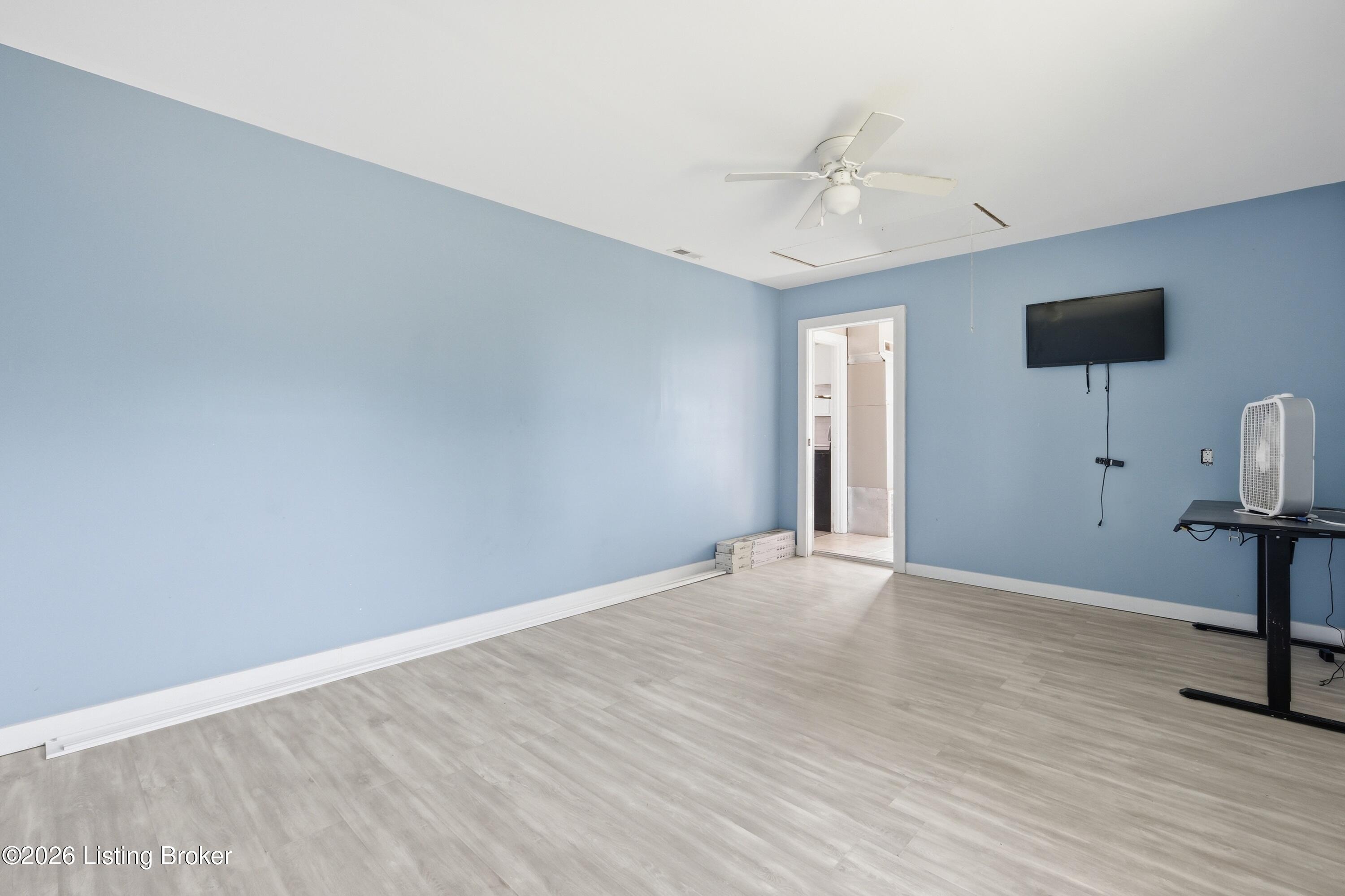 1597 Ky-259 Property Photo 10