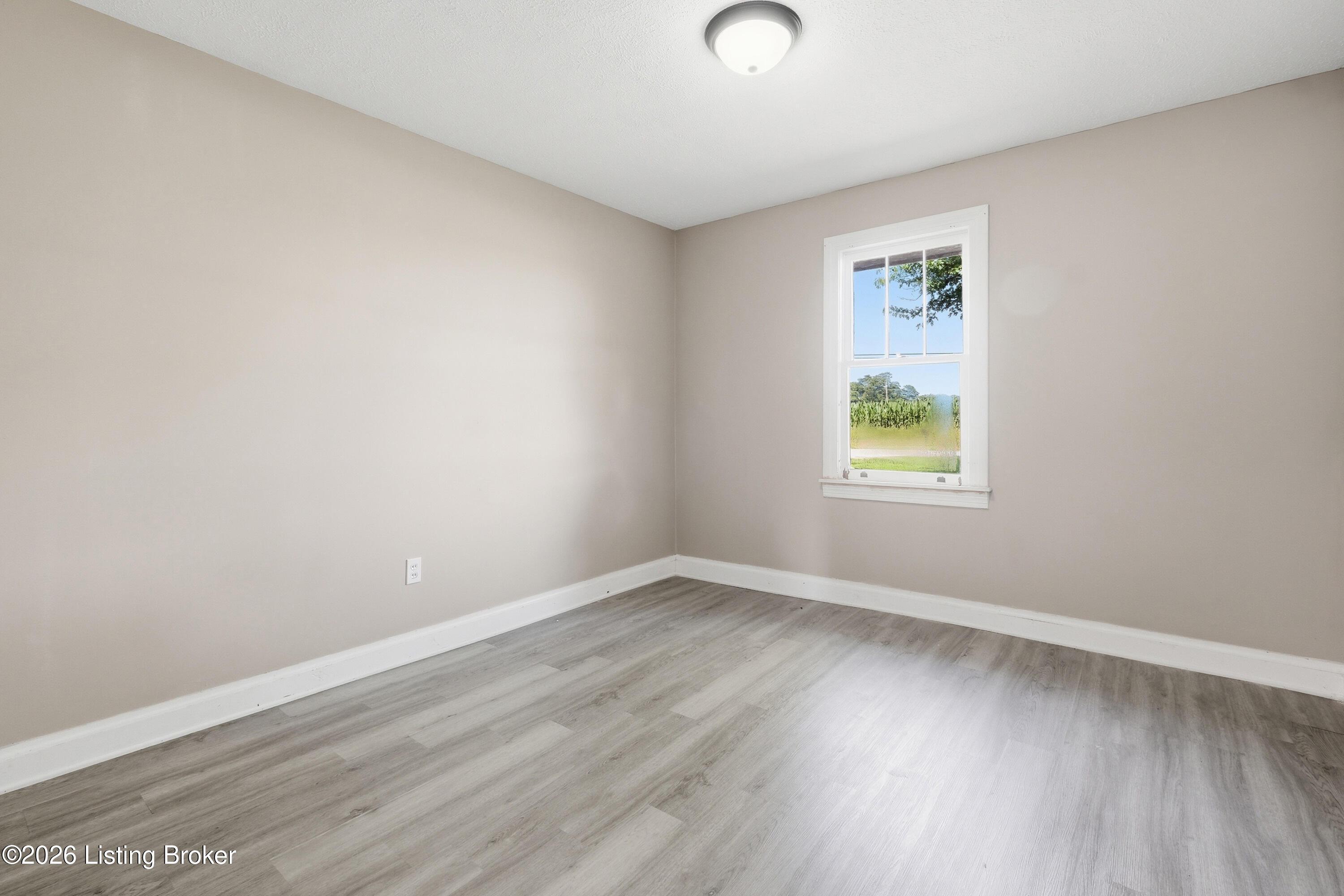 1597 Ky-259 Property Photo 11