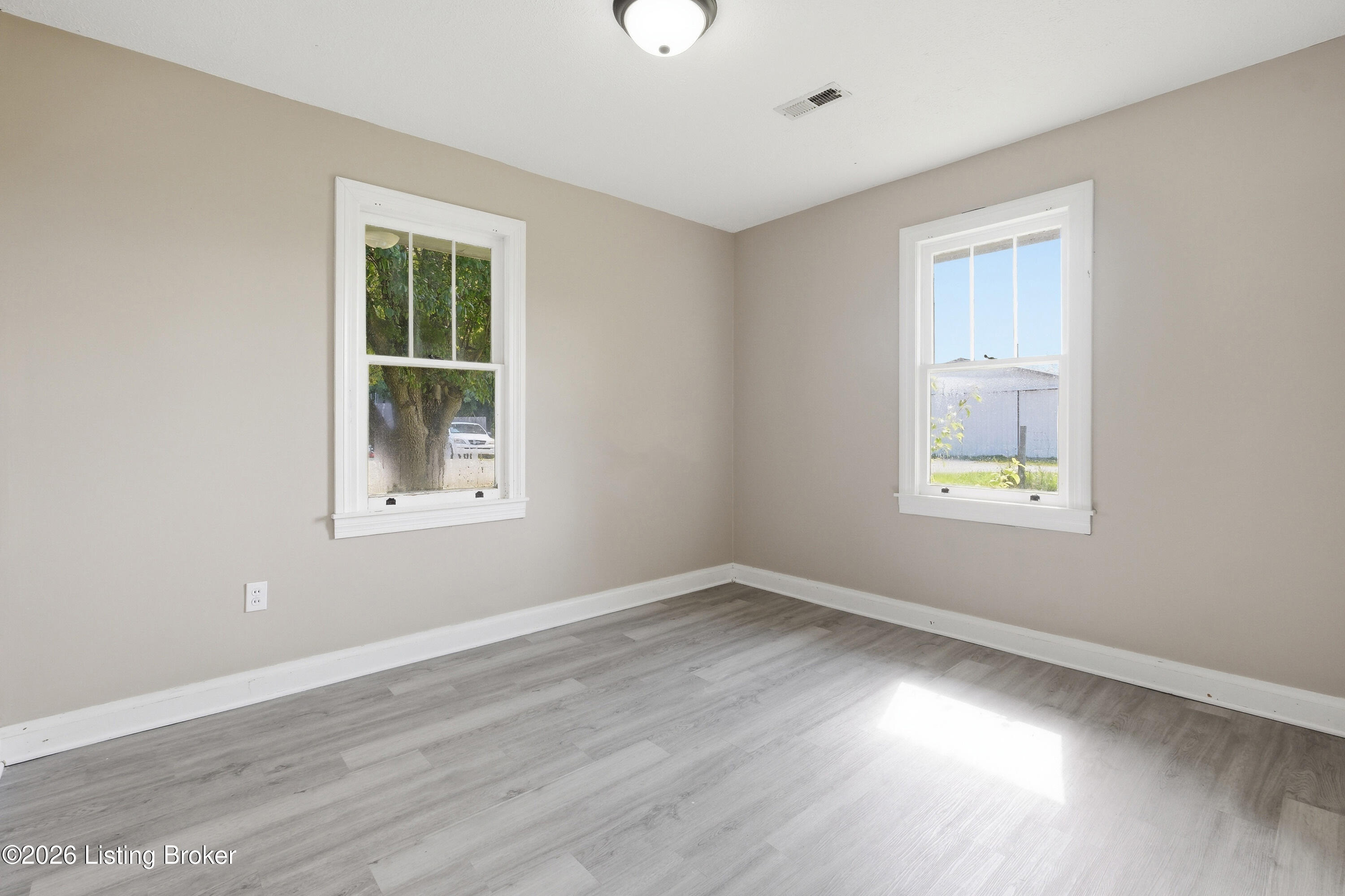 1597 Ky-259 Property Photo 15