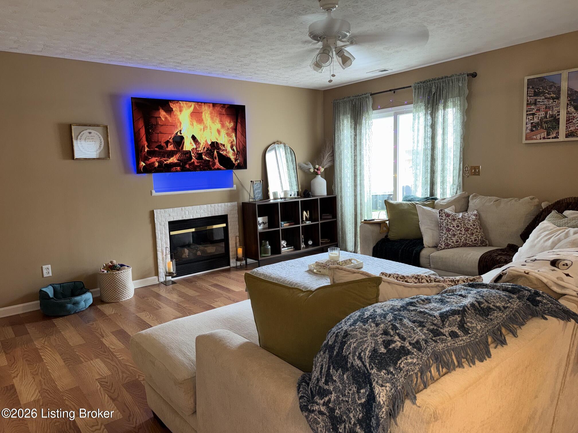 10227 Riverstone Cir Property Photo 5