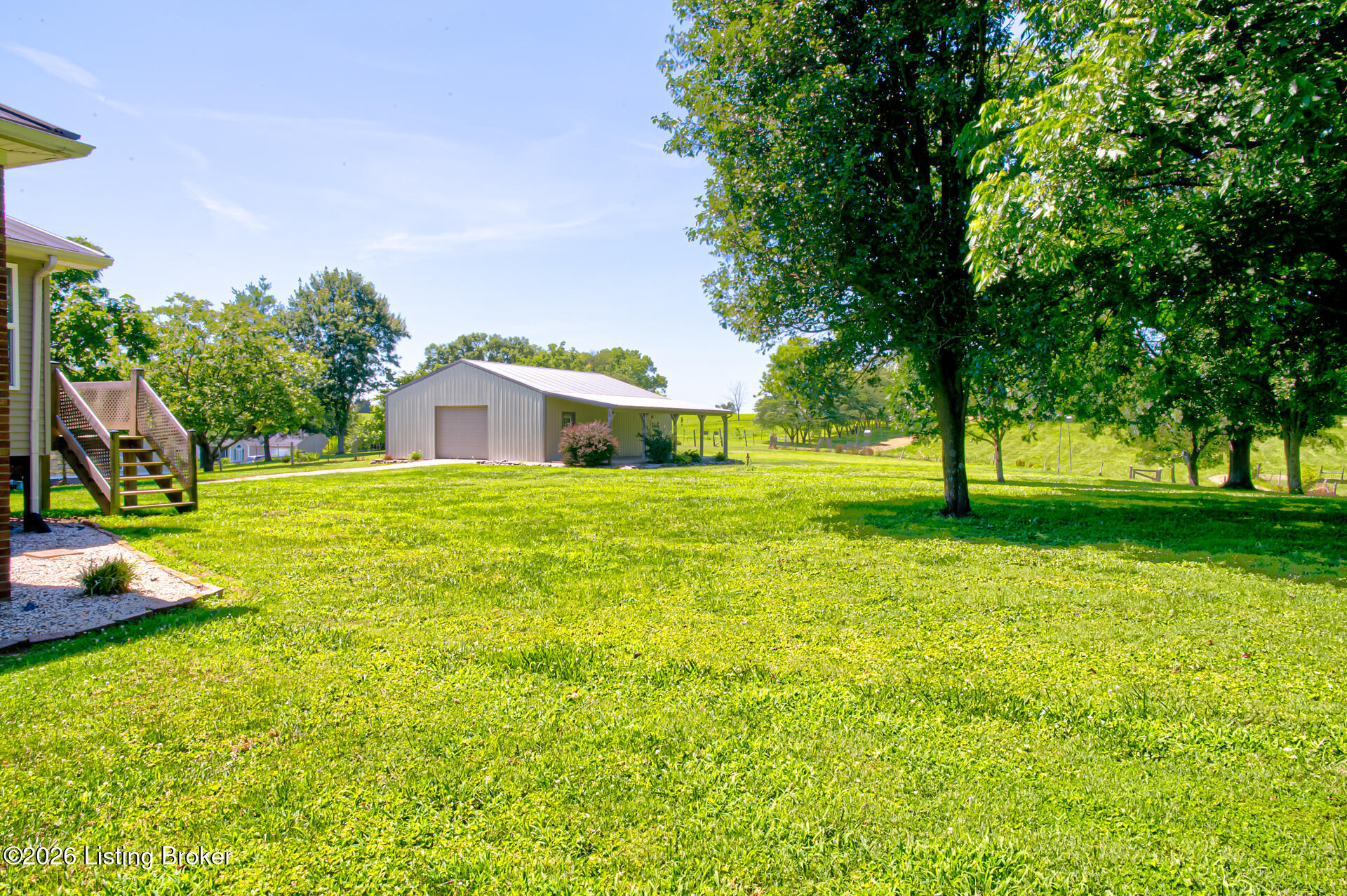843 Hobbs Ln Property Photo 30